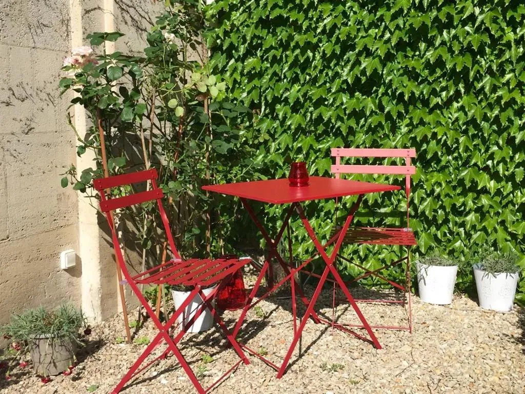 View (from property/room) in La Maison Dans le Parc