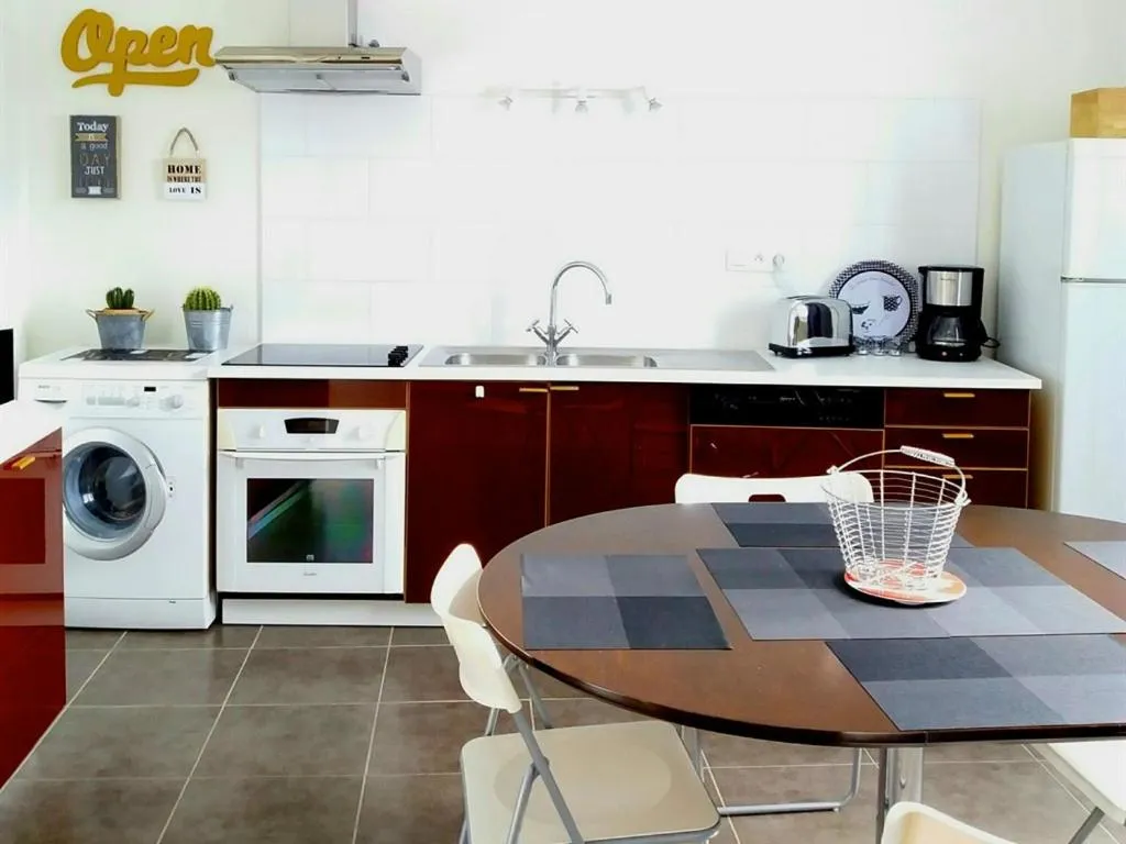 Dining area in La Maison Dans le Parc