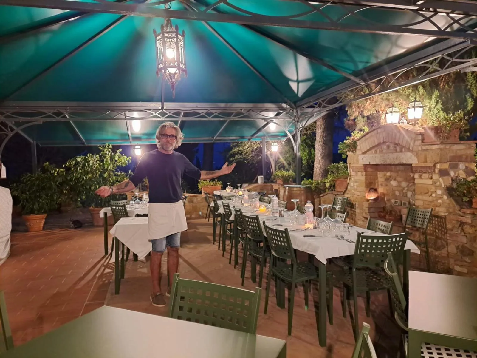 Restaurant/places to eat in Il Casale Del Cotone