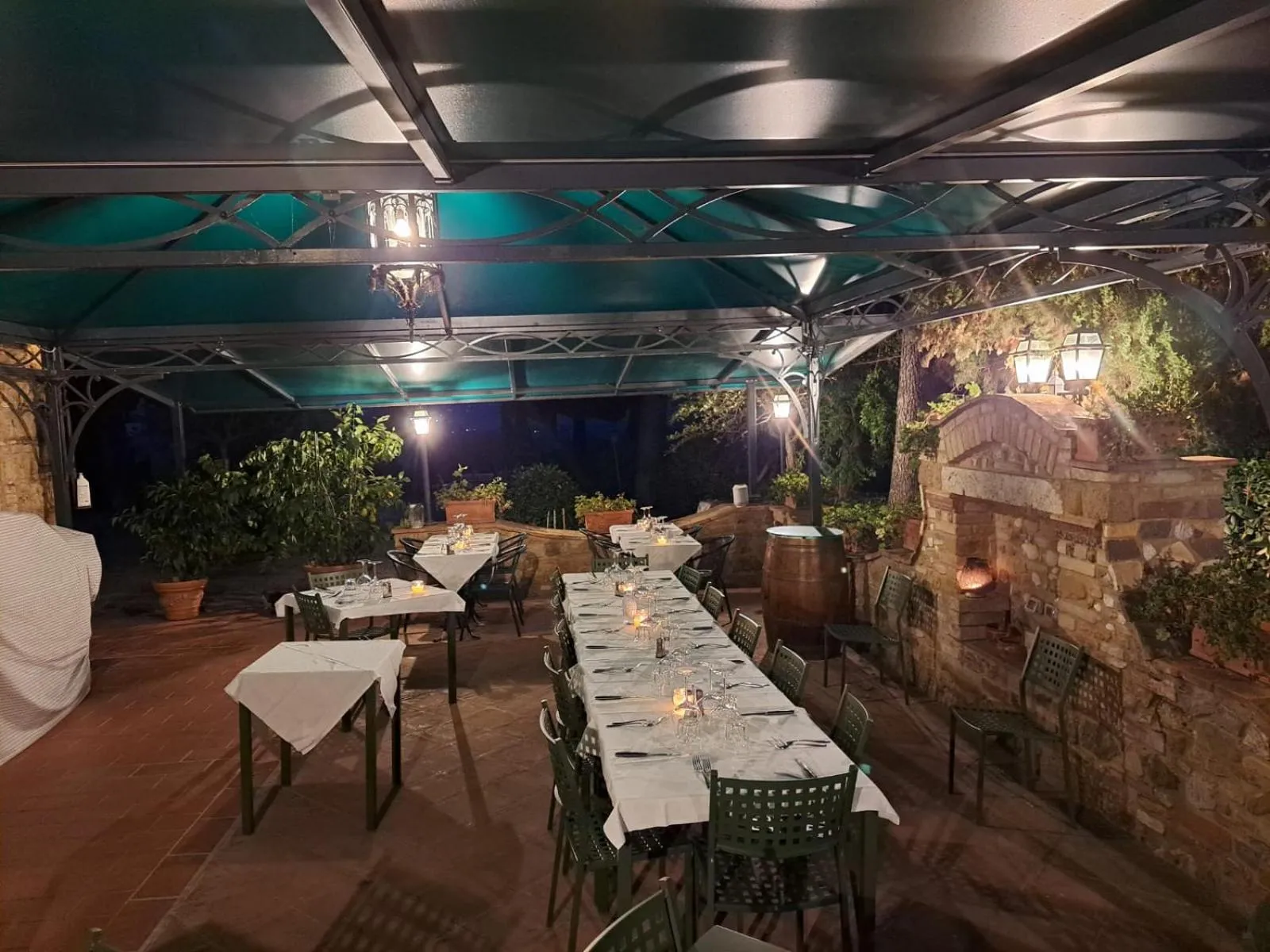 Restaurant/places to eat in Il Casale Del Cotone