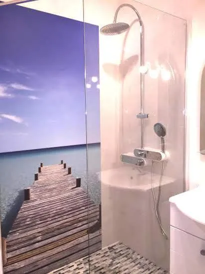Shower in Barcaresa-Magnifique Appartement residence Argonautes