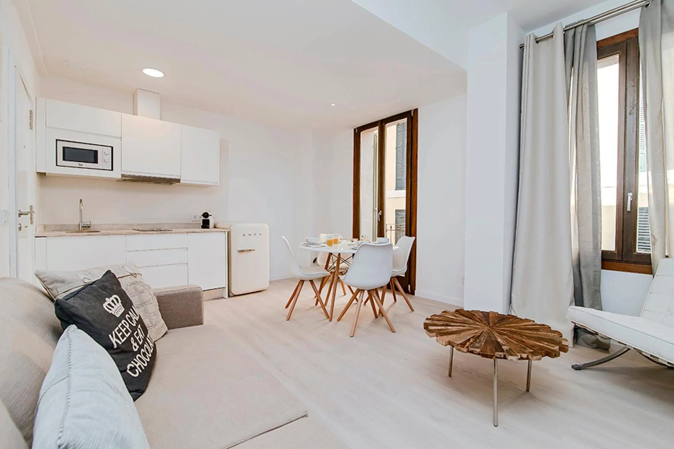 Kitchen or kitchenette in Can Blau Homes Turismo de Interior