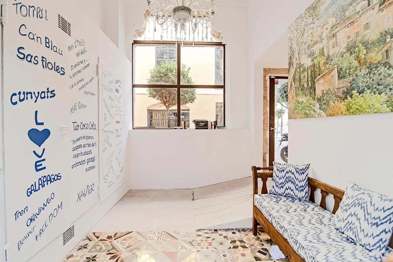 Lobby or reception in Can Blau Homes Turismo de Interior