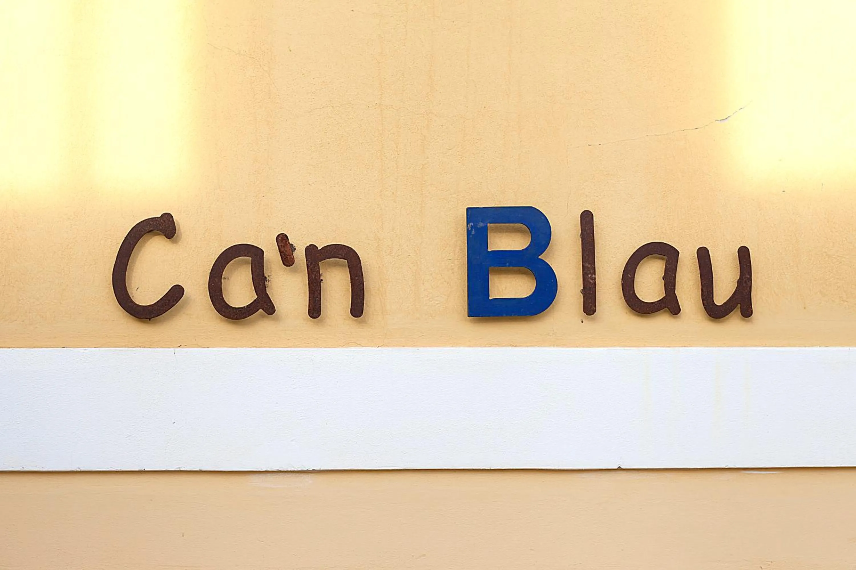 Property logo or sign in Can Blau Homes Turismo de Interior