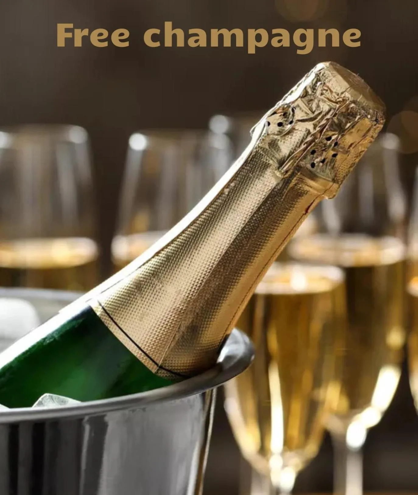 Drinks in Oasis Luxe Boutique Suites by BQA