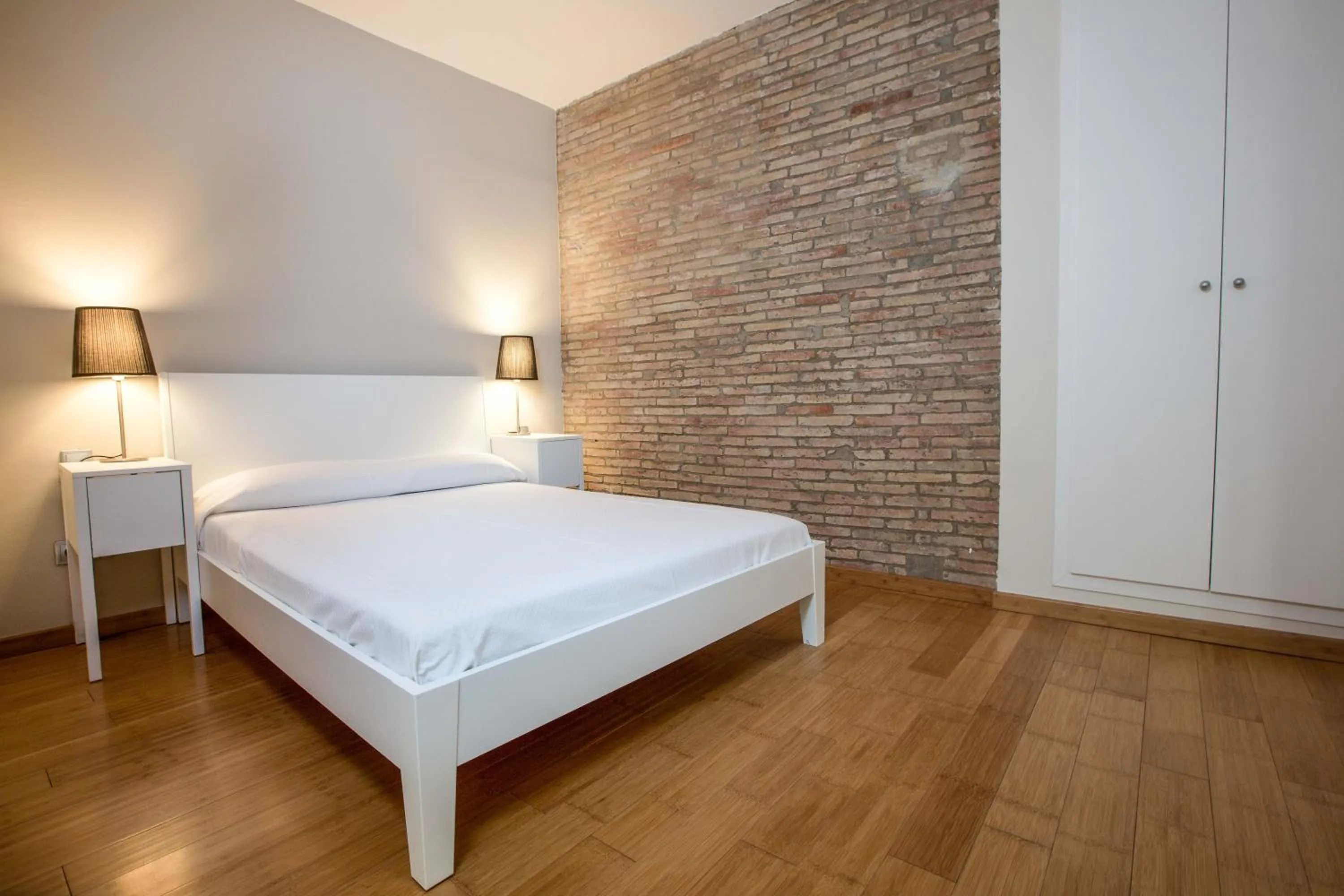 Bed in Girona Housing Ginesta 9