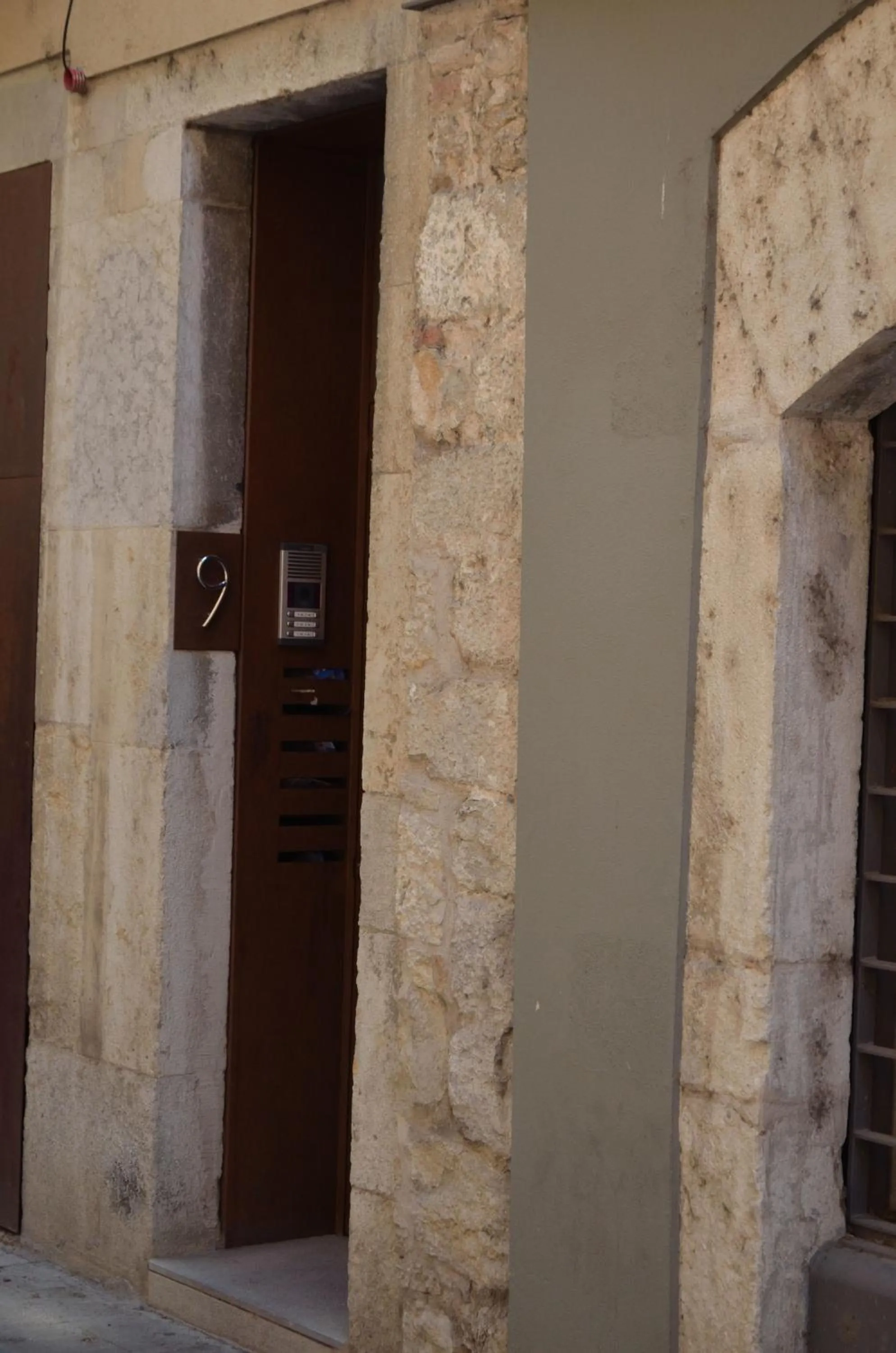 Facade/entrance in Girona Housing Ginesta 9