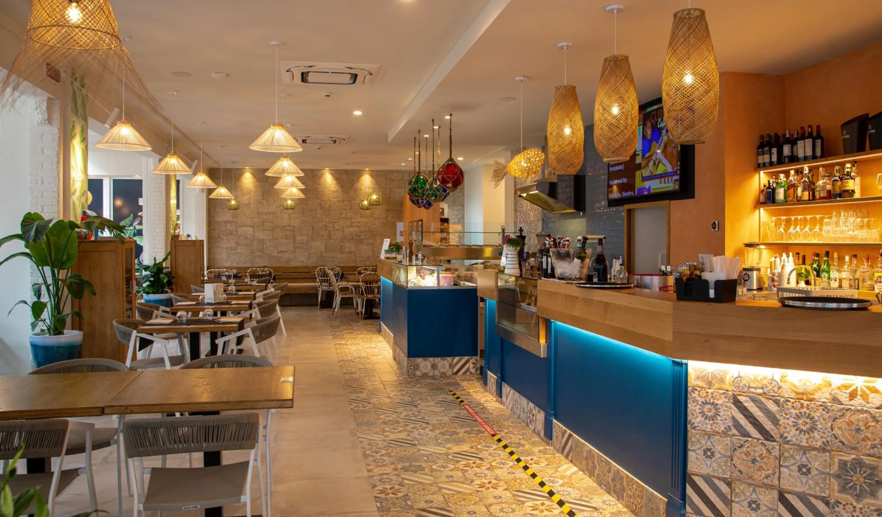 Restaurant/places to eat in Hotel Smeraldo