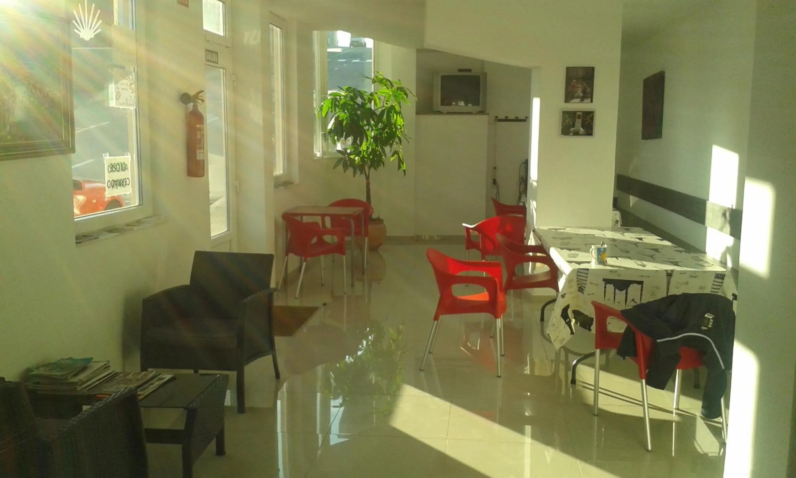 Communal lounge/ TV room in Albergue @ Muxia