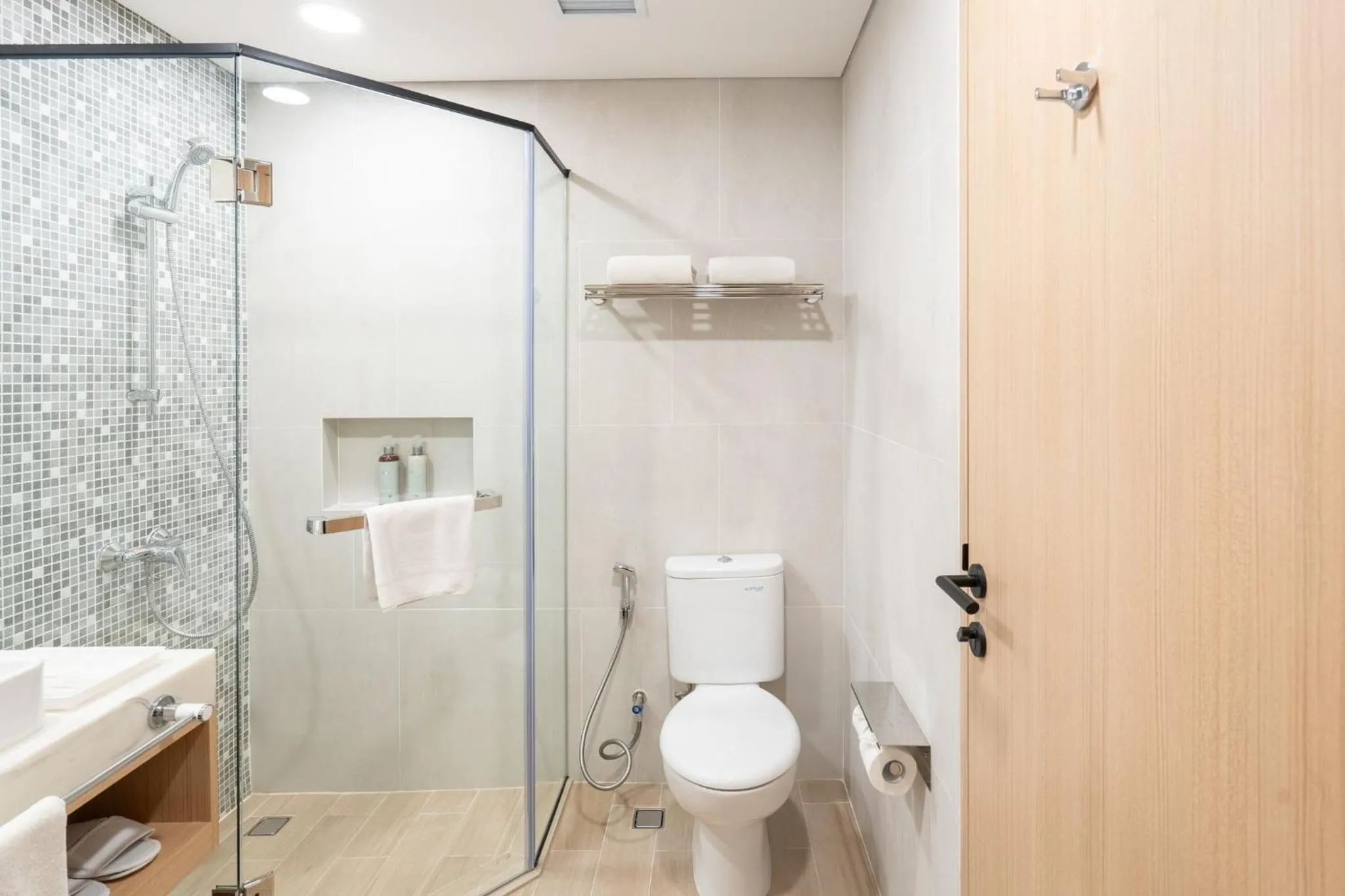 Bathroom in Holiday Inn Express & Suites Banjarmasin by IHG