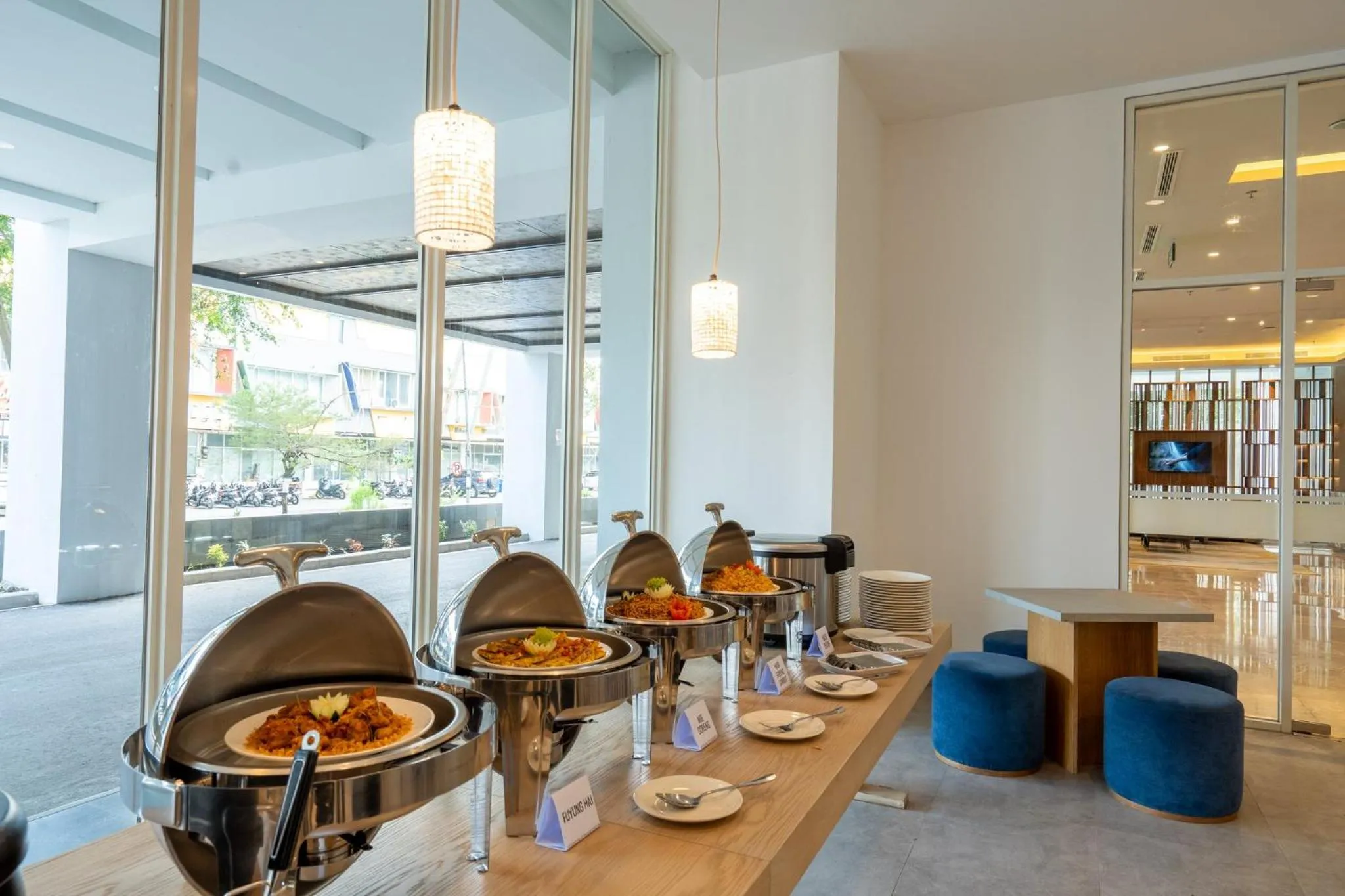 Breakfast in Holiday Inn Express & Suites Banjarmasin by IHG