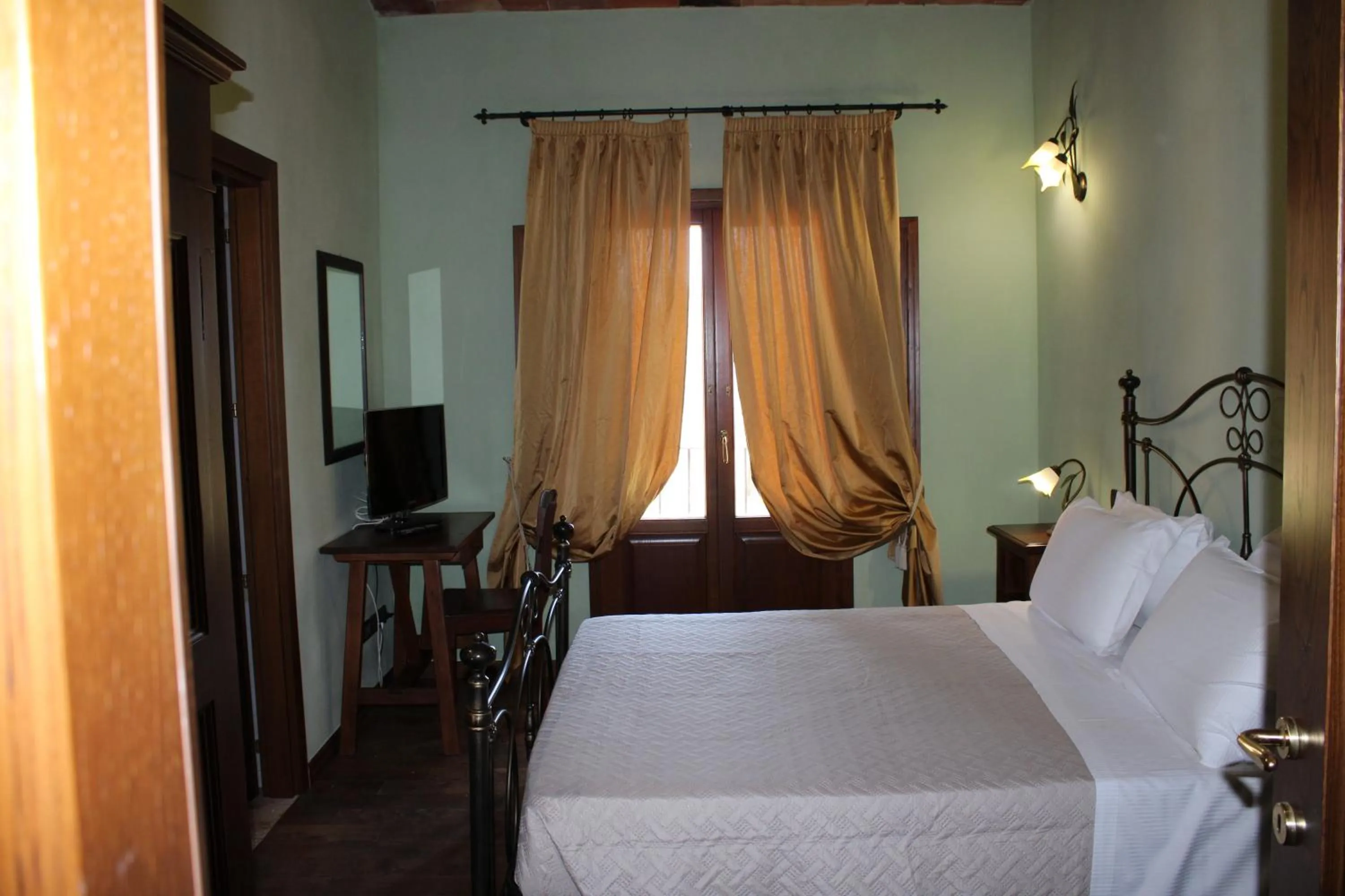 Bedroom, Bed in Nuovo Etruria Resort