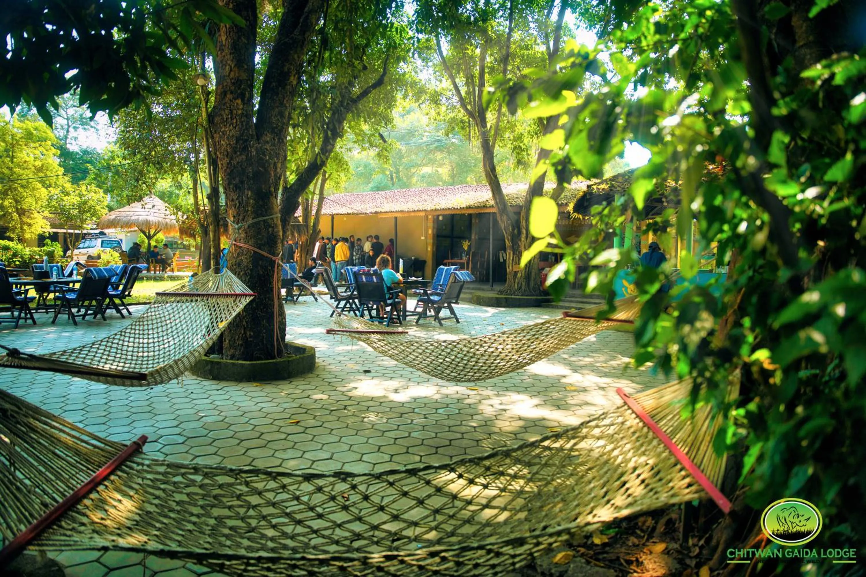 Chitwan Gaida Lodge - Animal Lovers & Birdwatchers Paradise