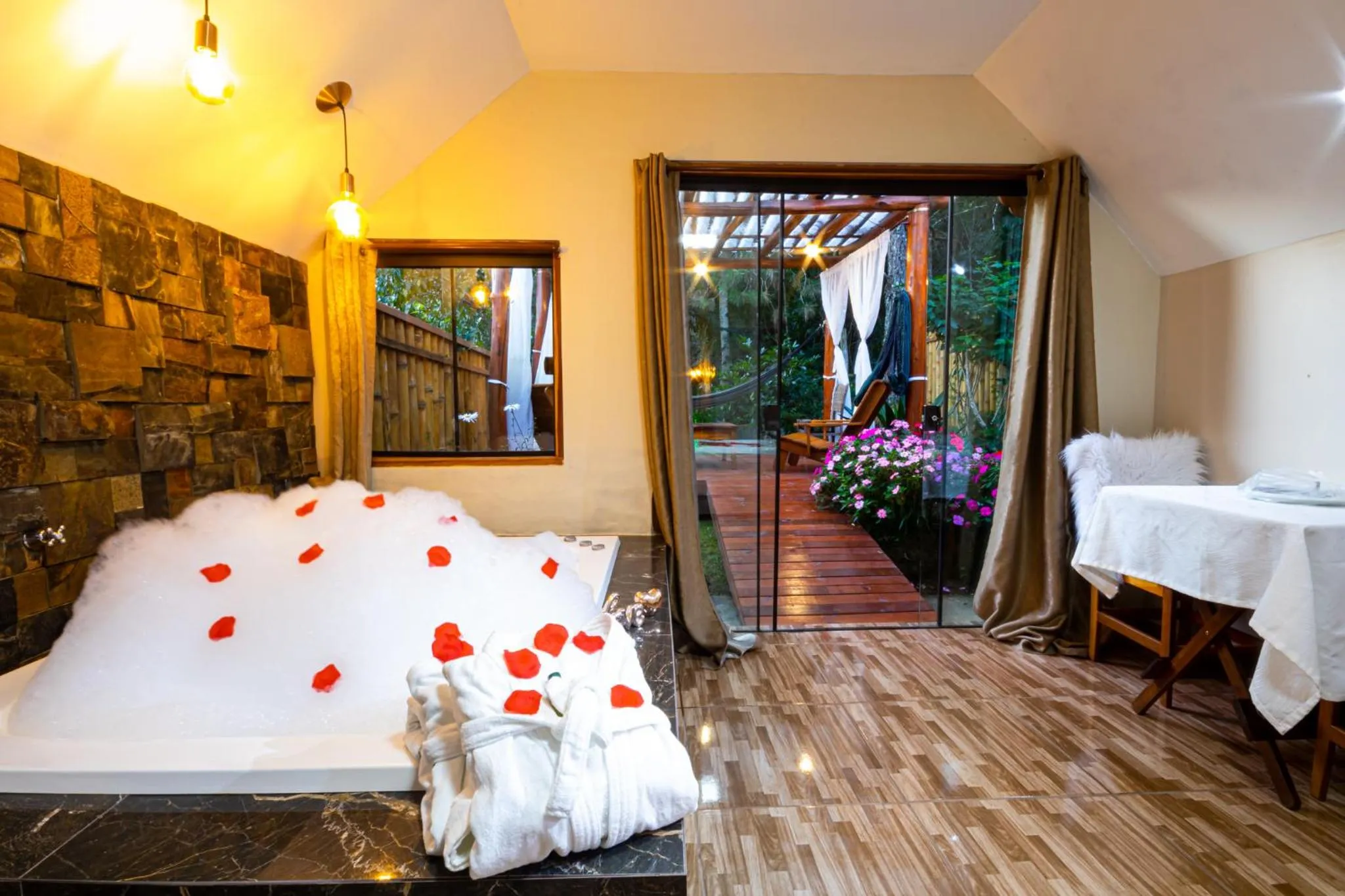 Bed in Pousada Chale Luiz