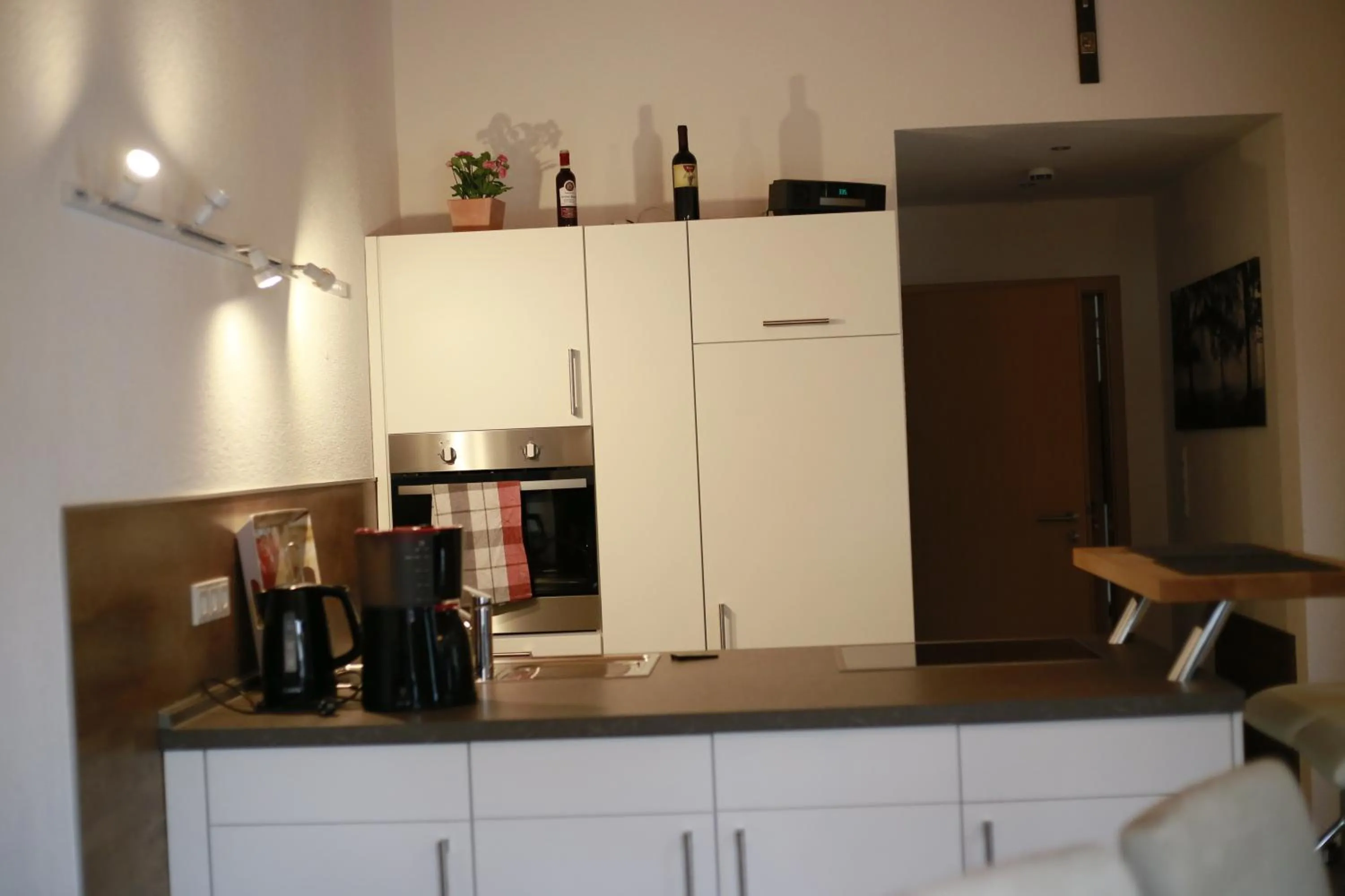 Kitchen or kitchenette in Ferienwohnung am Weinberg