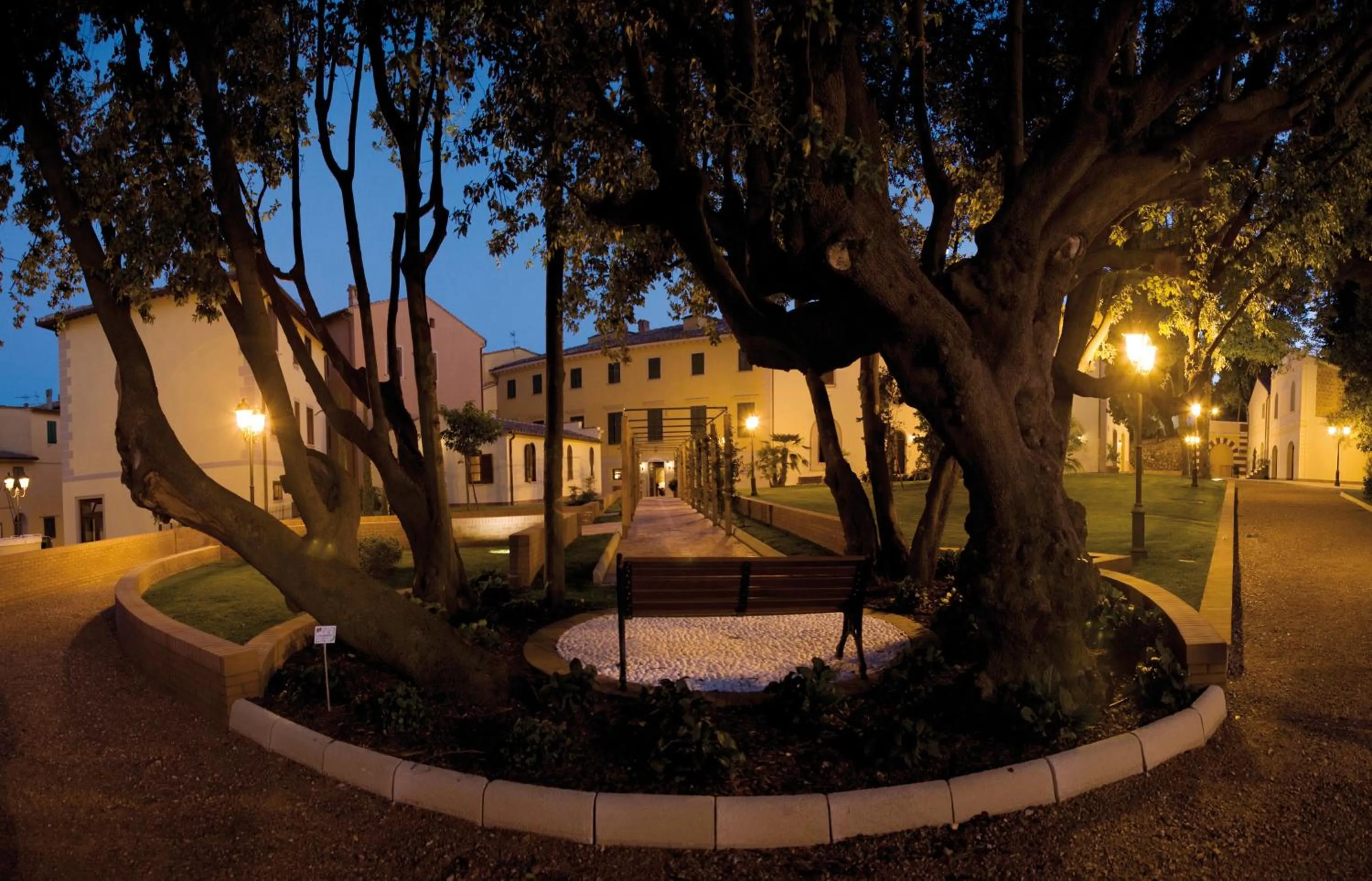 Property building in Villa Borri