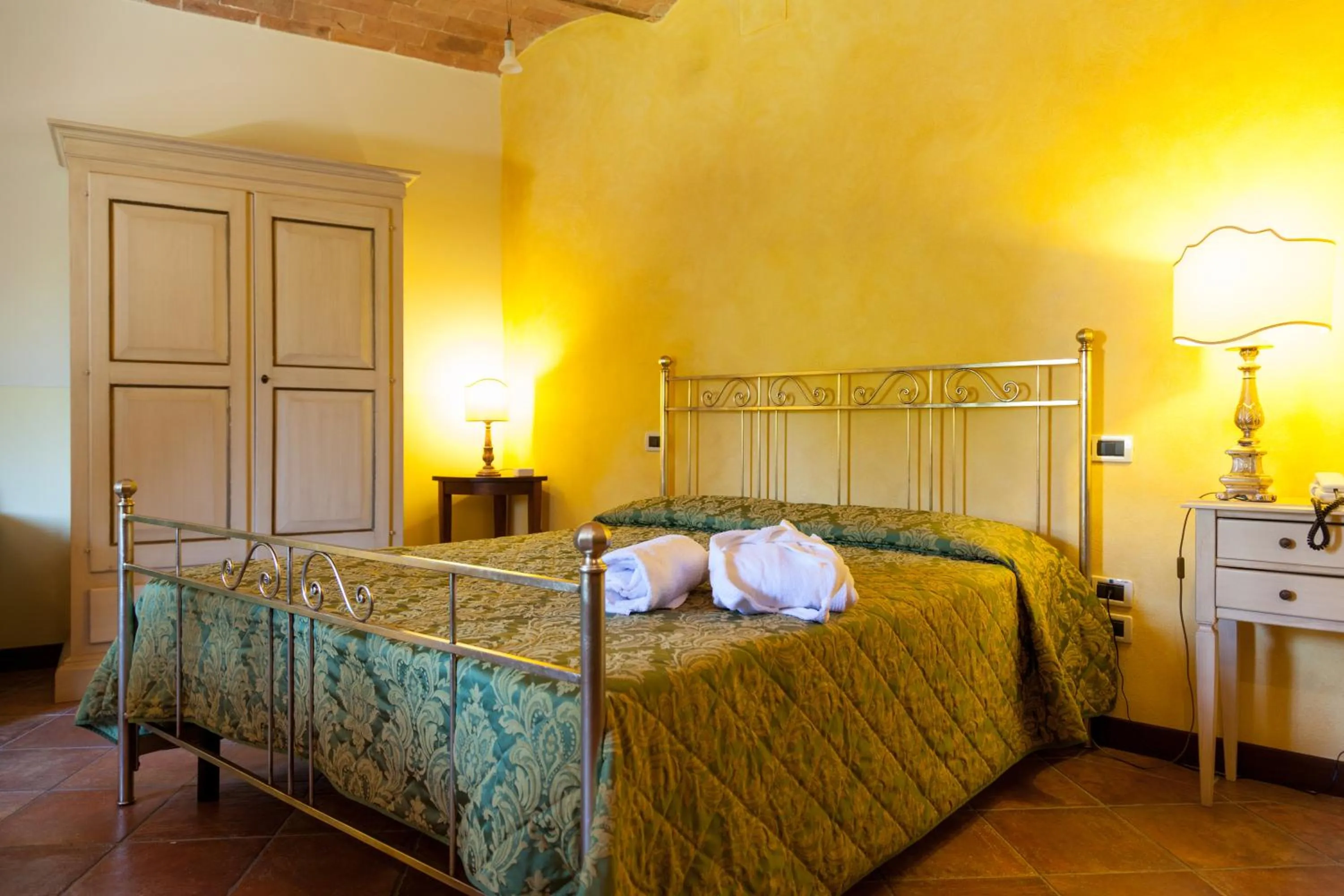 Bedroom, Bed in Villa Borri
