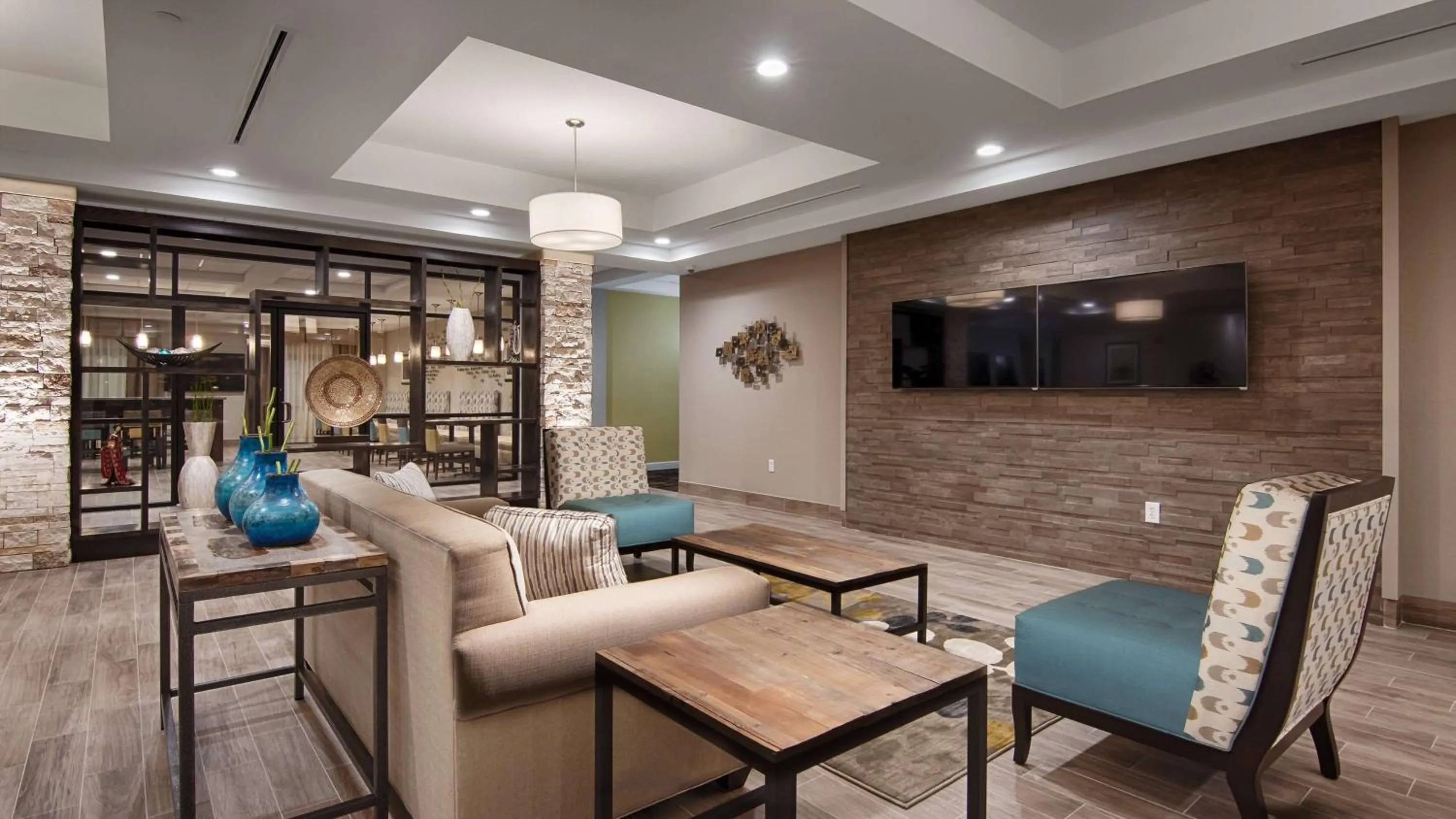 Lobby or reception in Best Western Plus College Station Inn & Suites