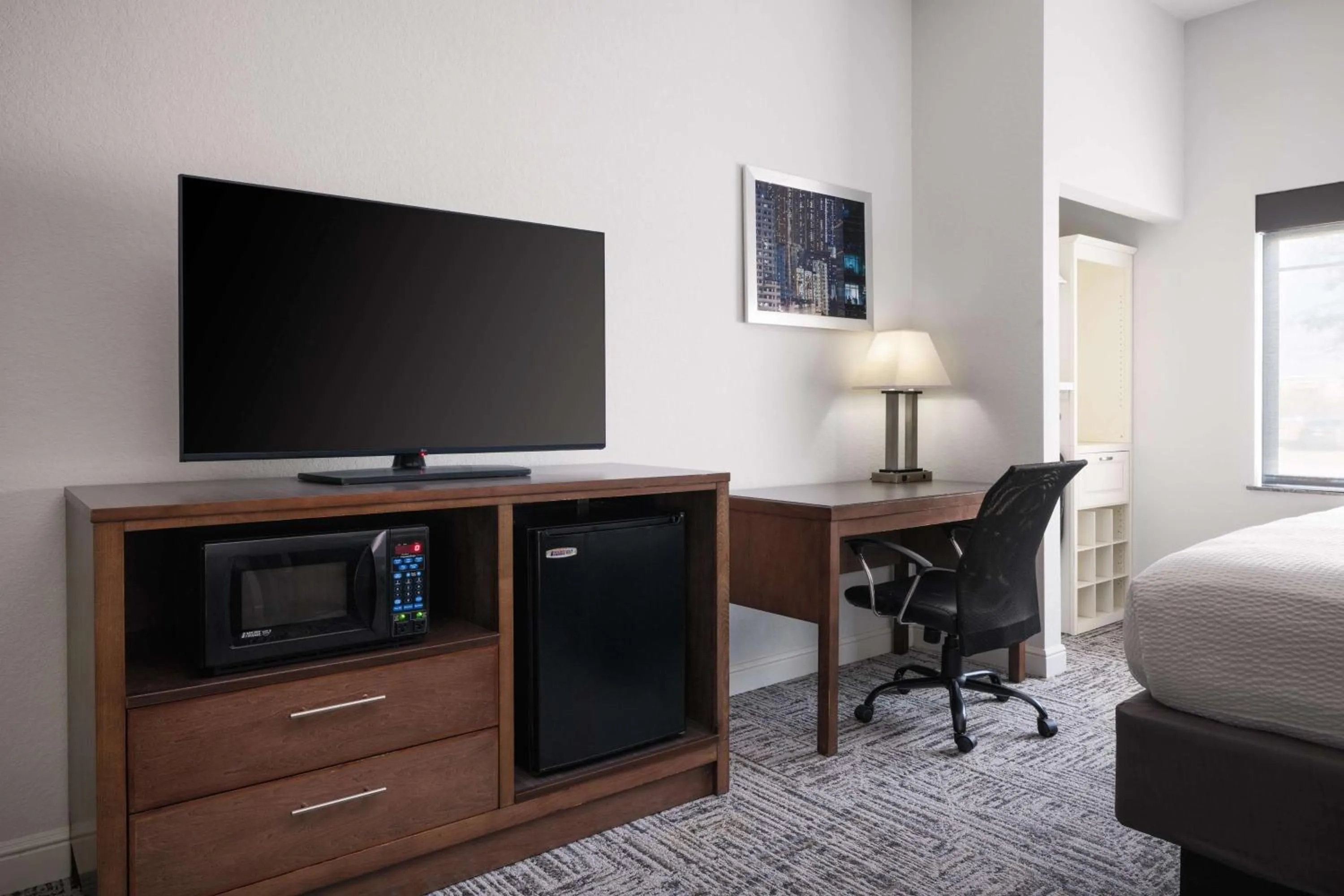 Photo of the whole room, Bed in Best Western Plus College Station Inn & Suites