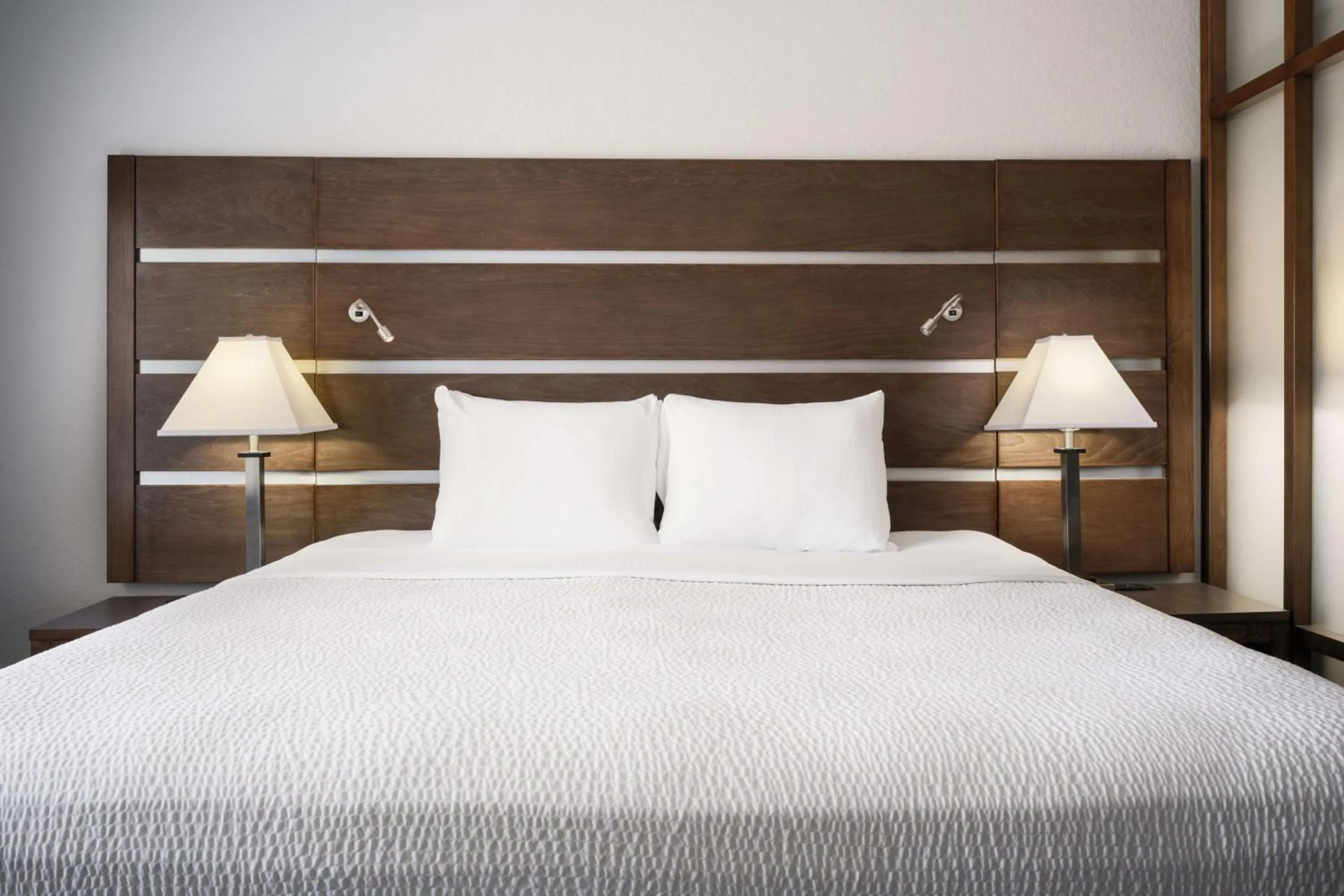 Photo of the whole room, Bed in Best Western Plus College Station Inn & Suites