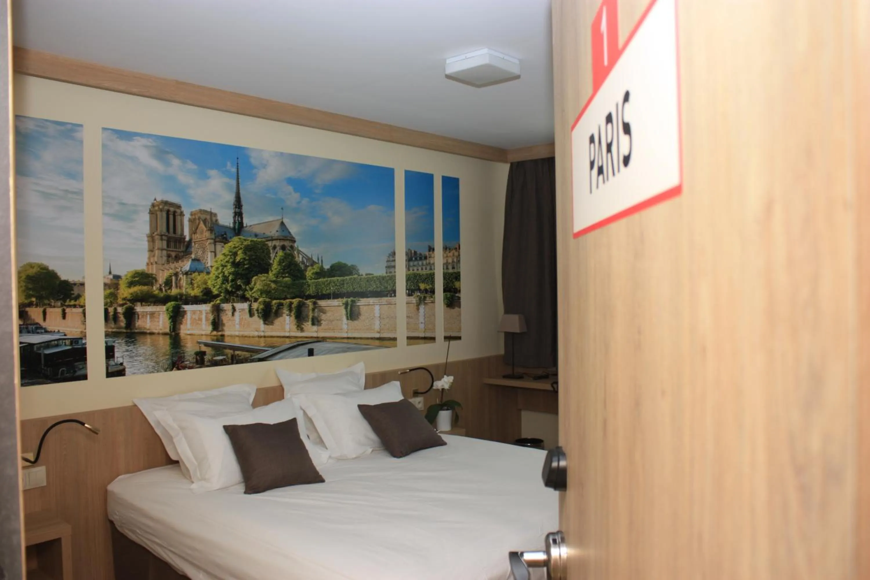 Brit Hotel Montargis