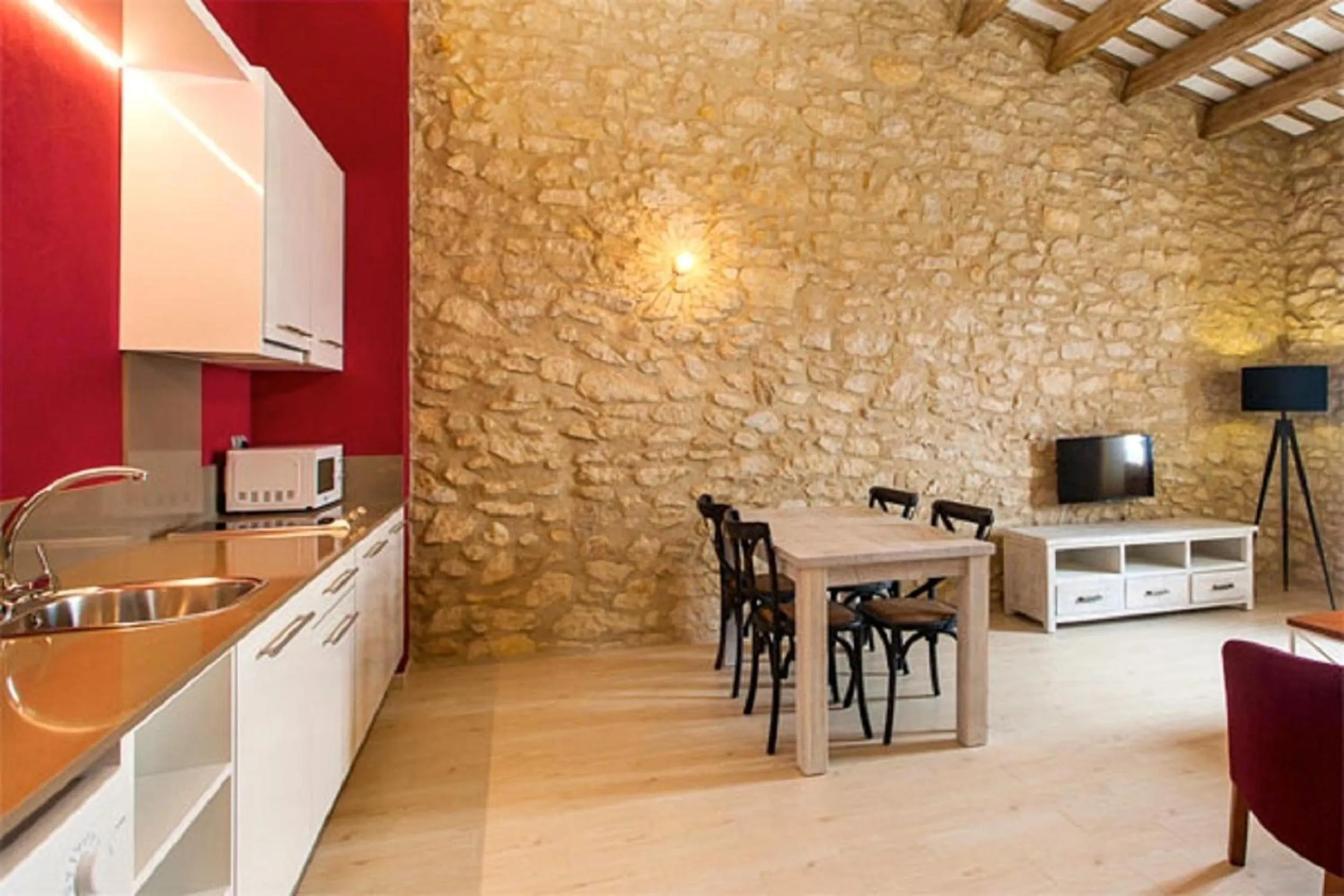 Kitchen or kitchenette in Petit Pals