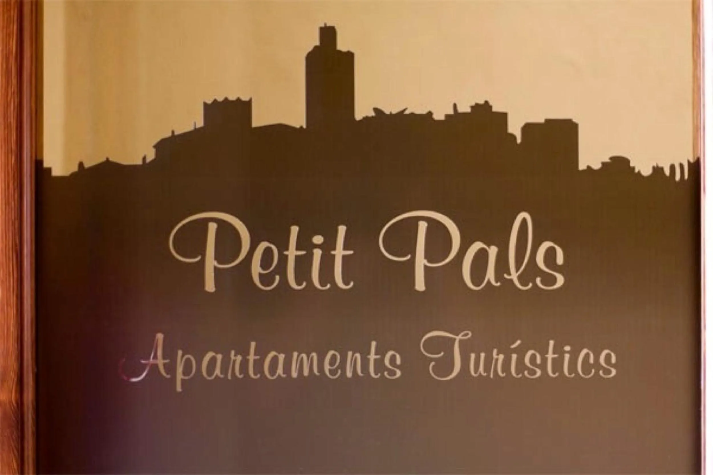 Property logo or sign in Petit Pals