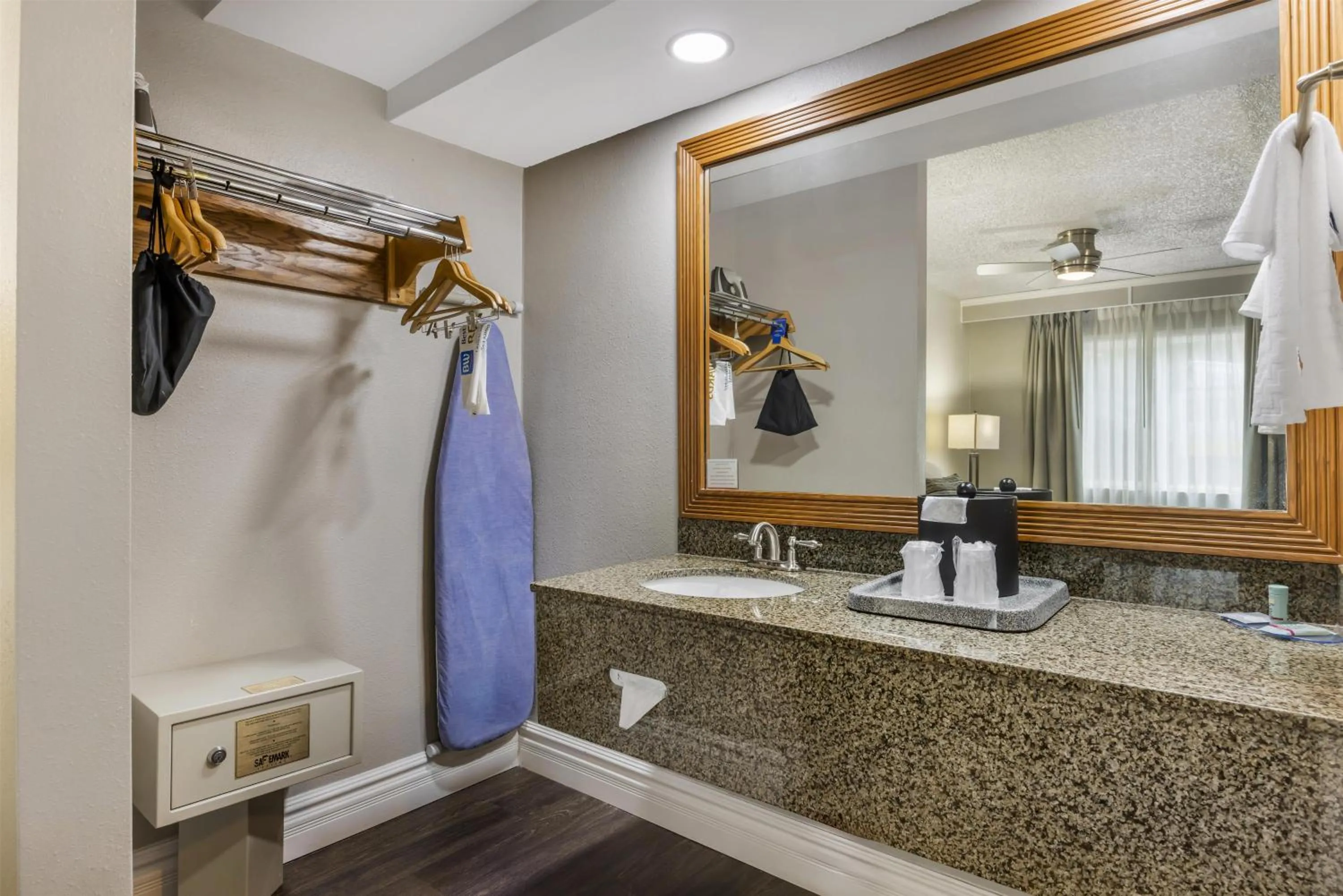 Bathroom in Best Western Pier Point Inn