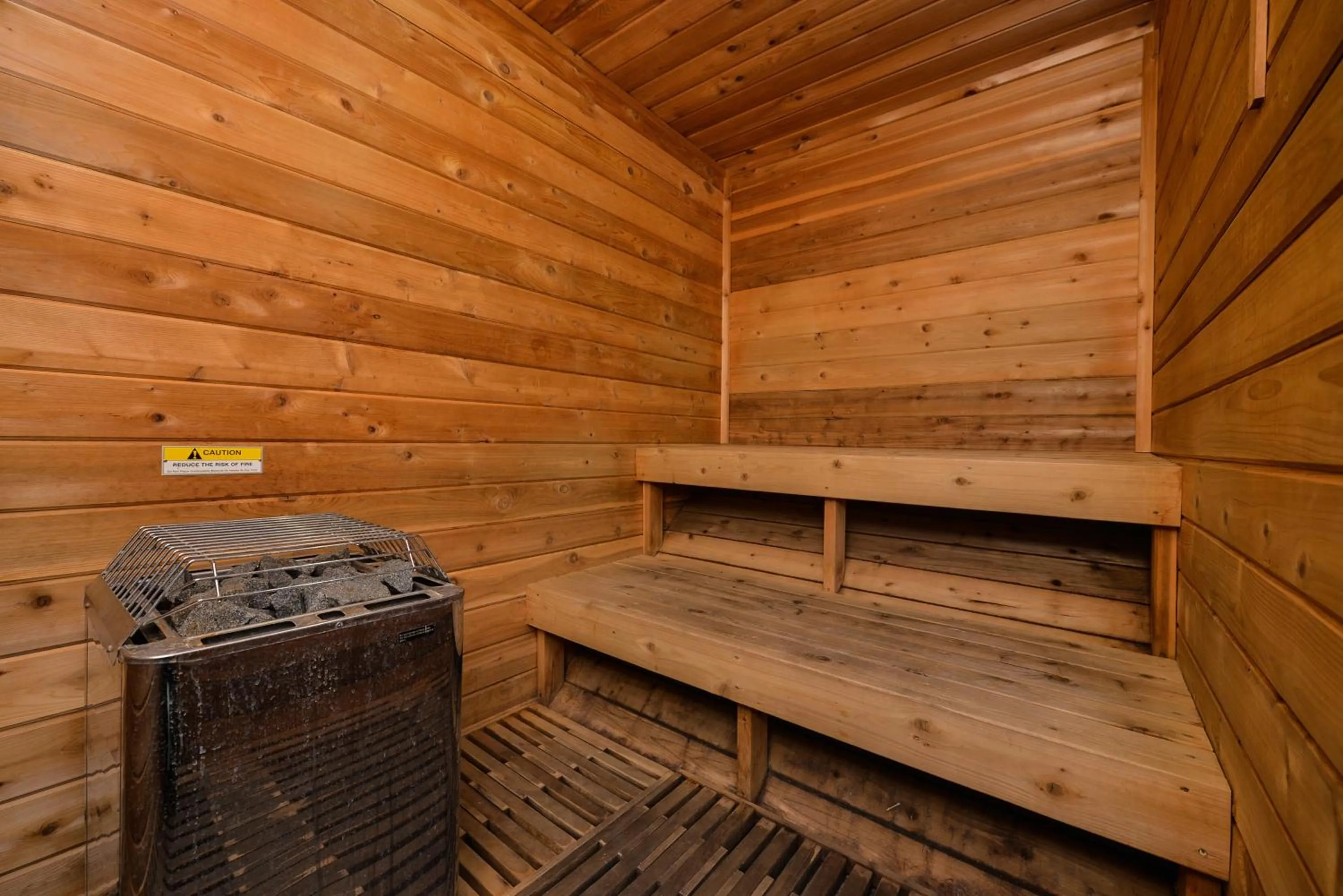 Sauna in Best Western Pier Point Inn