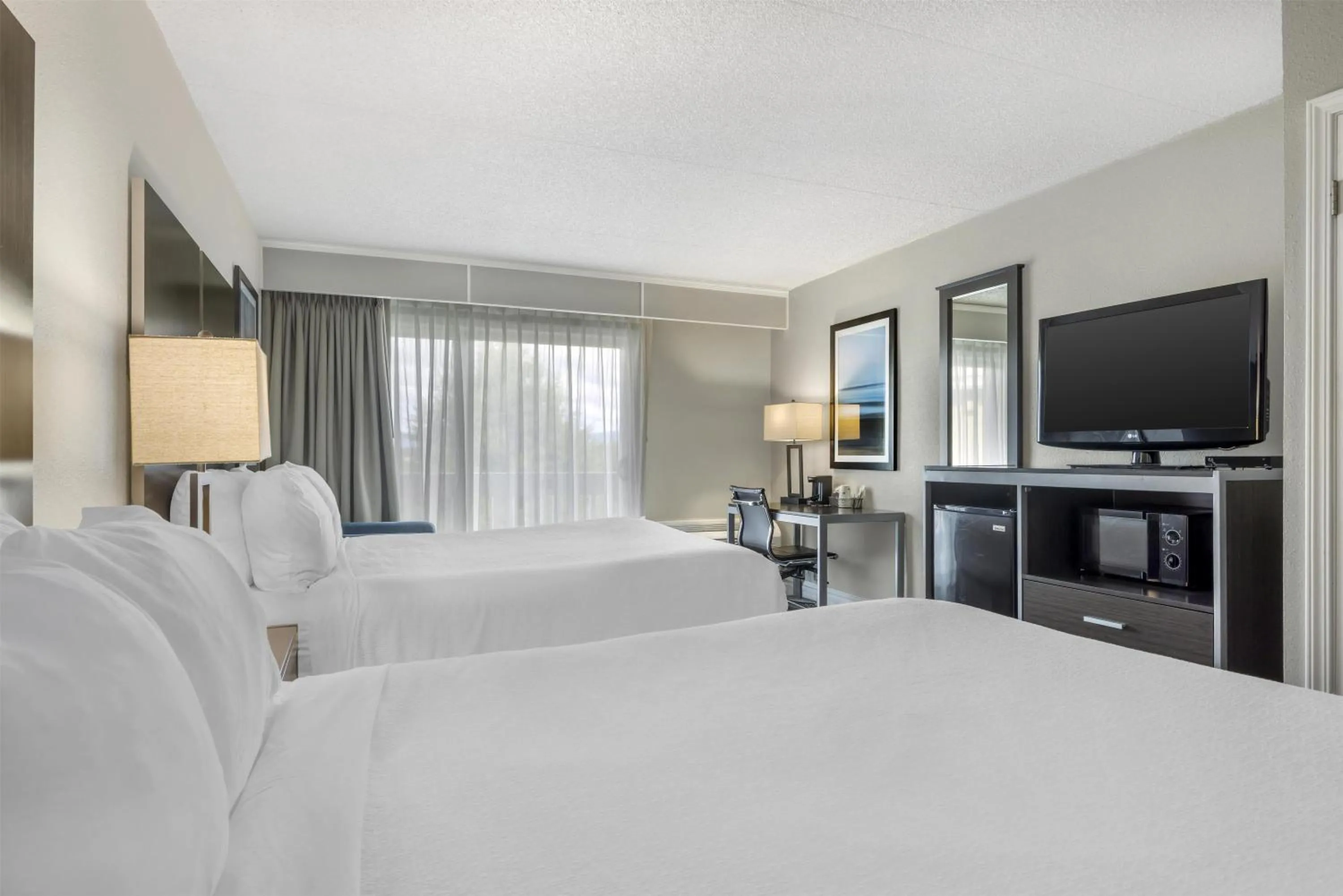 Other, Bed in Best Western Pier Point Inn