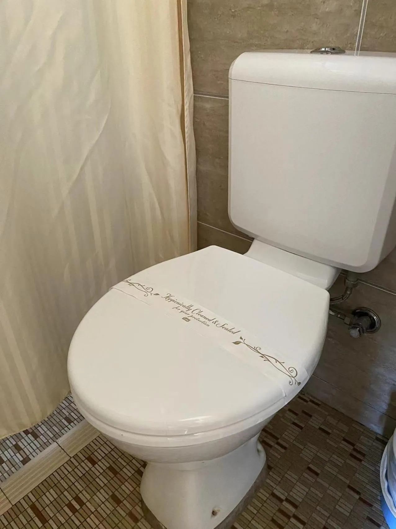 Bathroom in Gateway Motor Inn