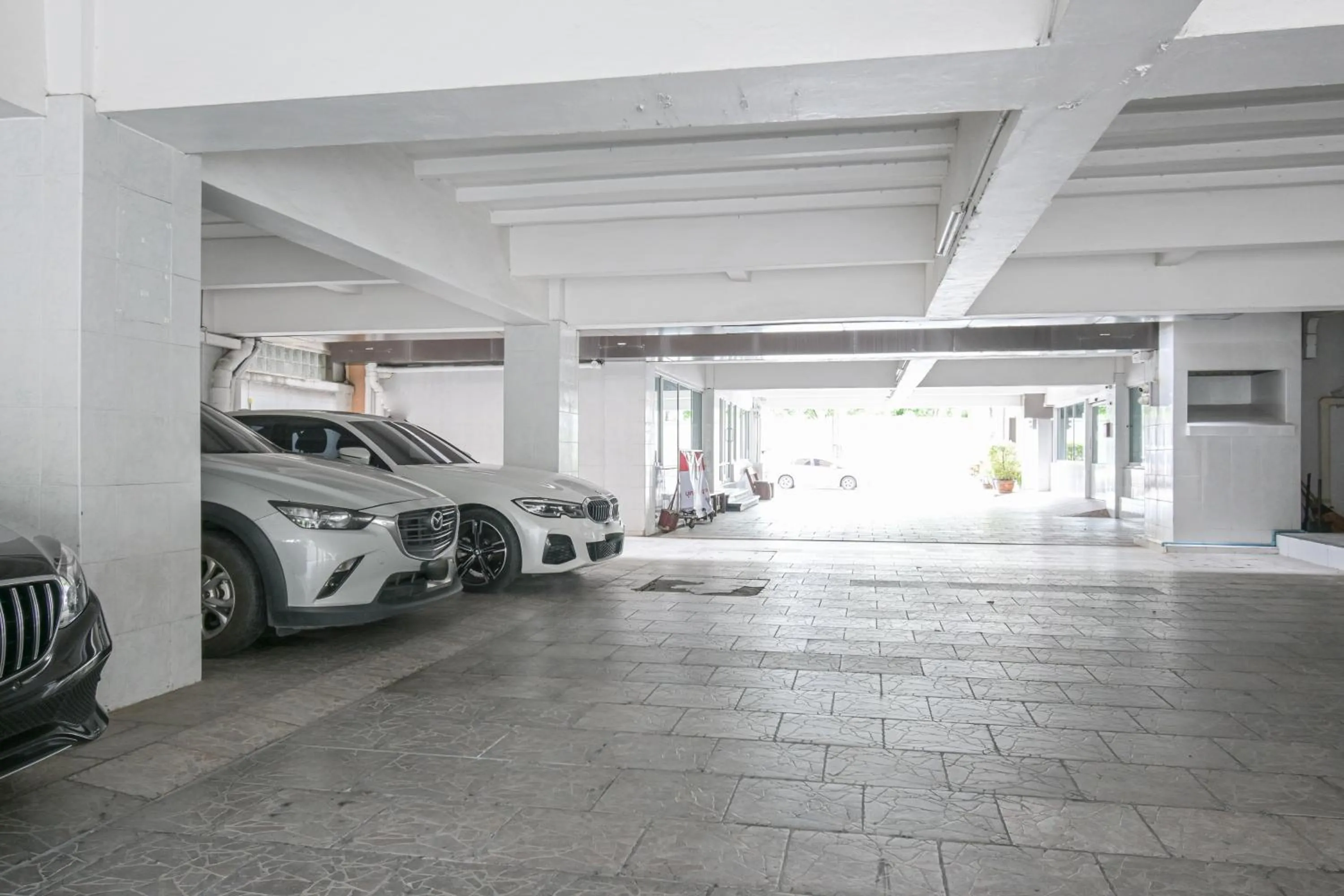 Parking in AC Habitat Bangkok