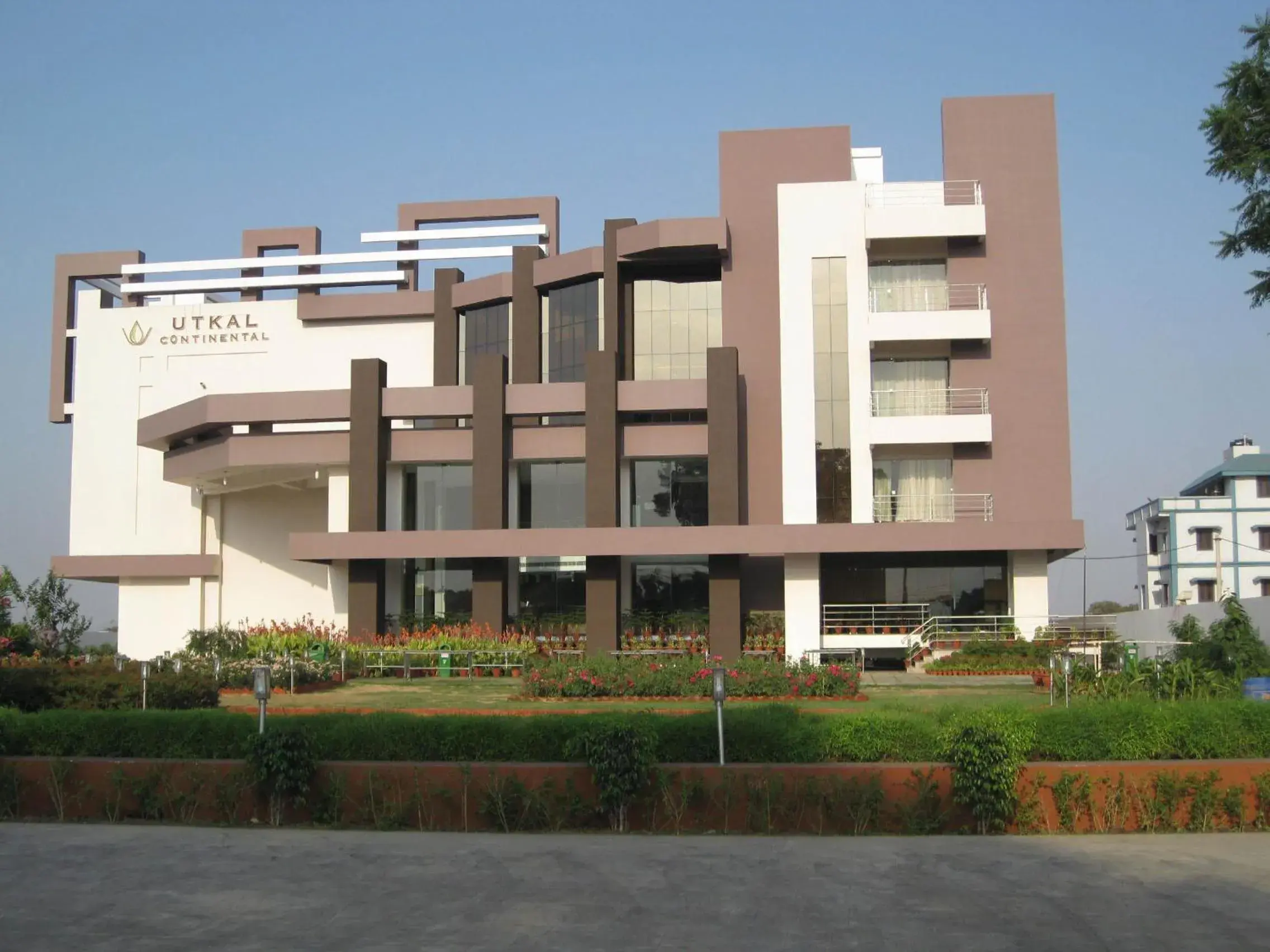 Pipul Utkal Continental Pipul Utkal Continental