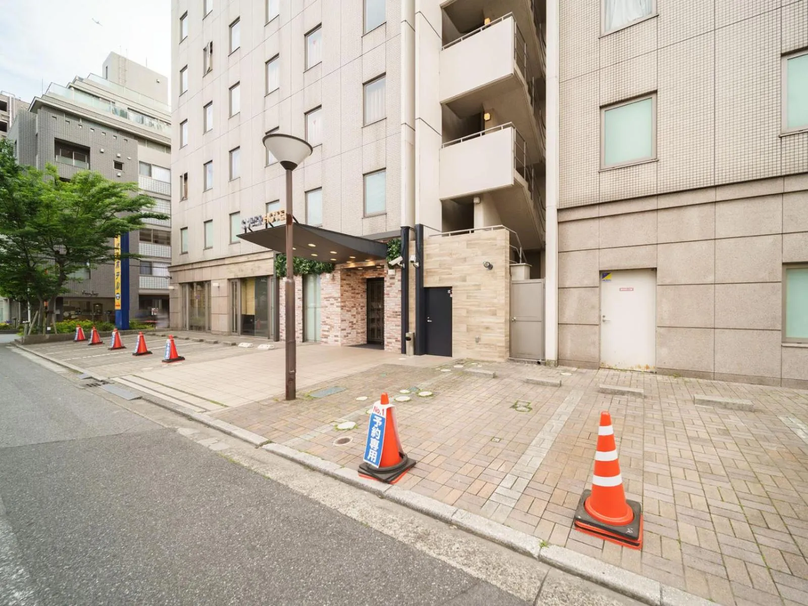 Parking in Super Hotel Chiba Ekimae