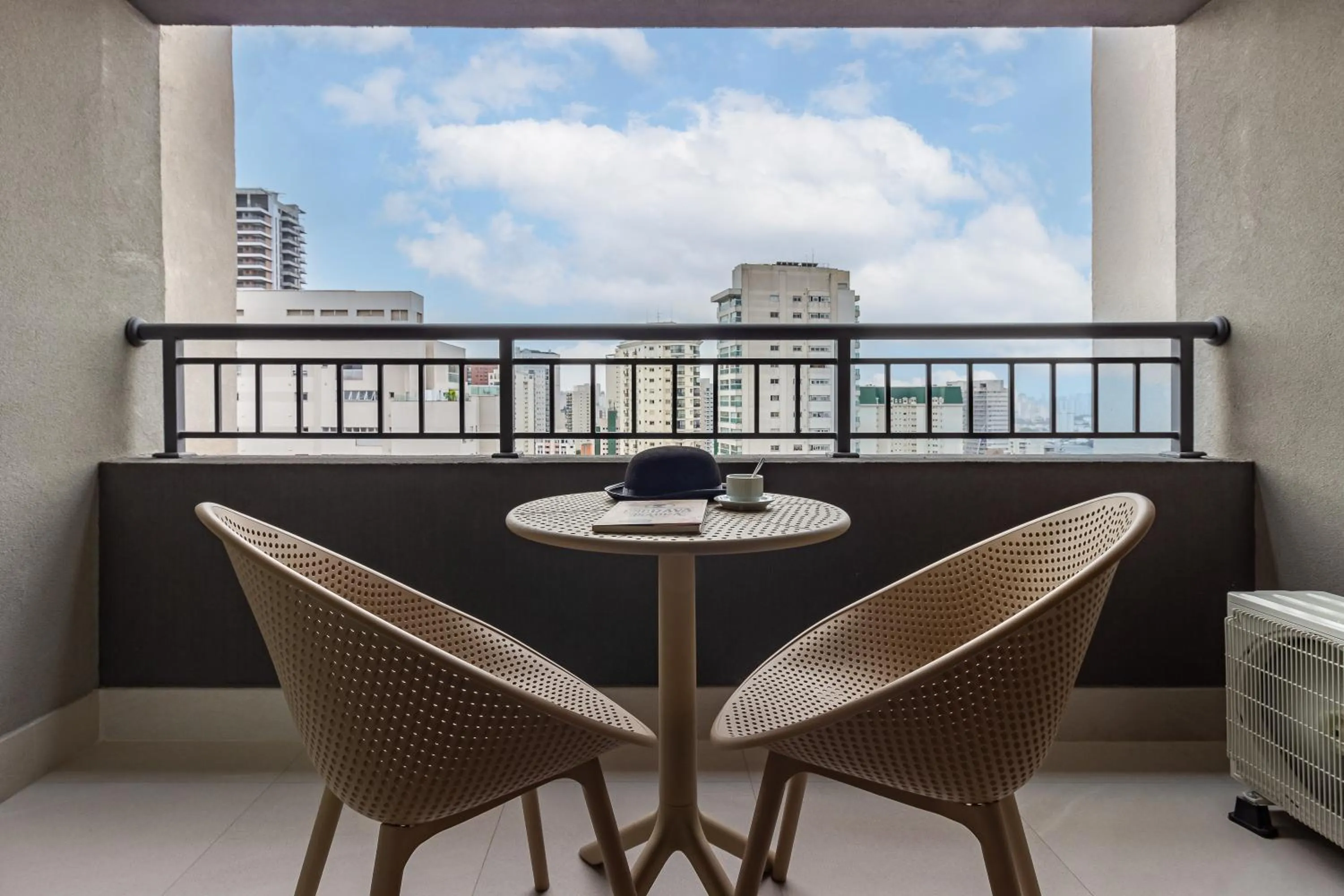 Day in Charlie Lumiere Klabin