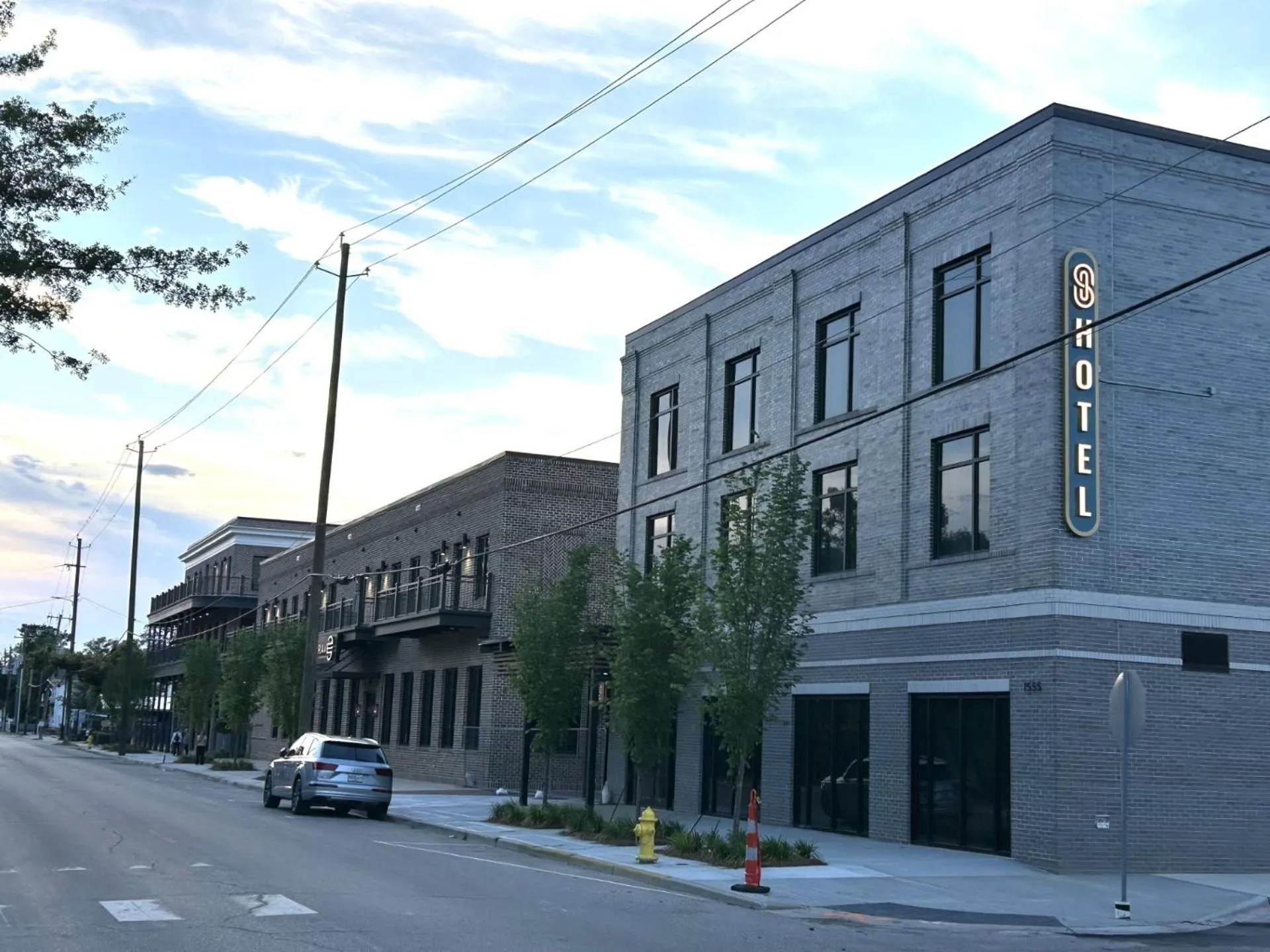 Property building in OS Hotel