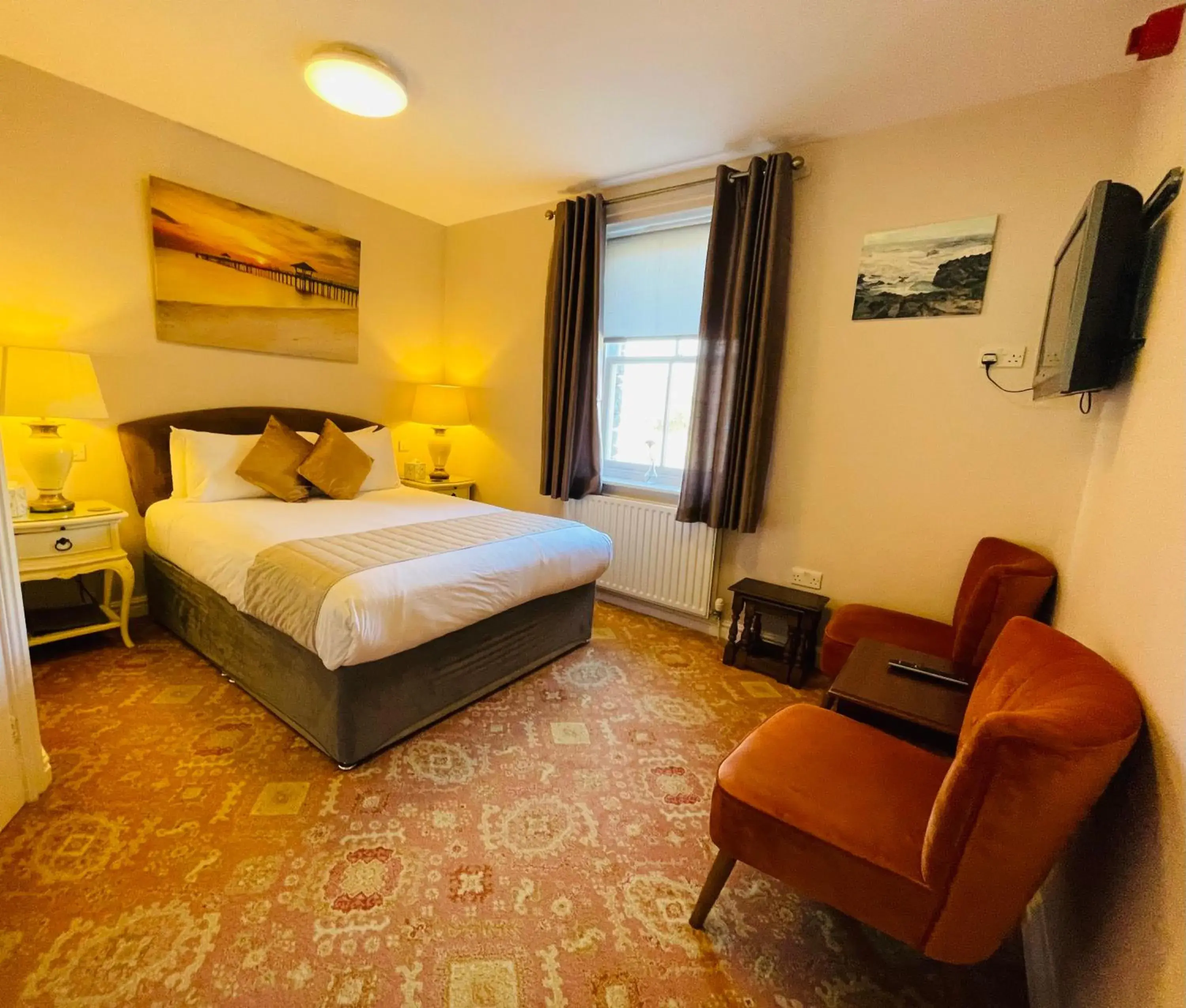 Deluxe Double Room with Shower in Fairlight Guesthouse Deluxe Double Room with Shower in Fairlight Guesthouse