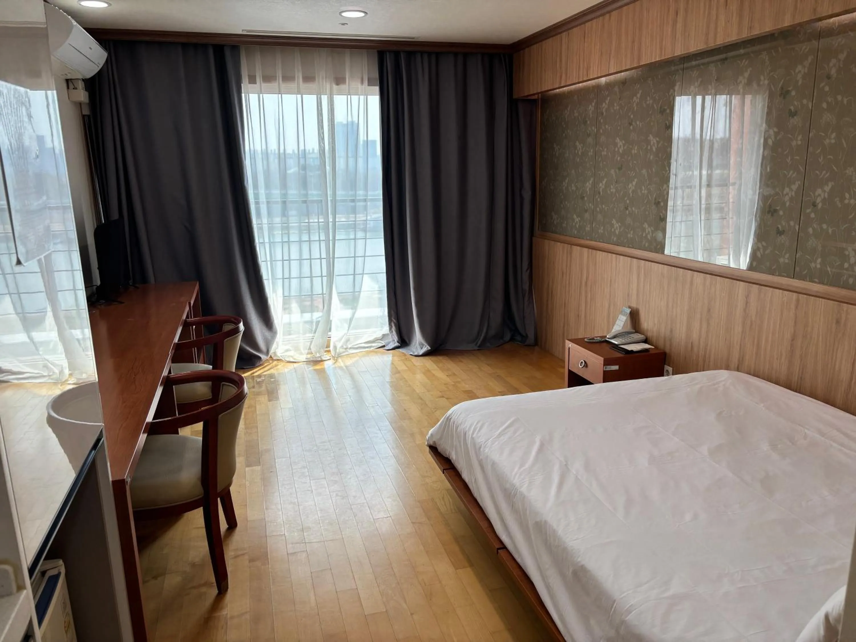 Bed in Daejeon I-Hotel