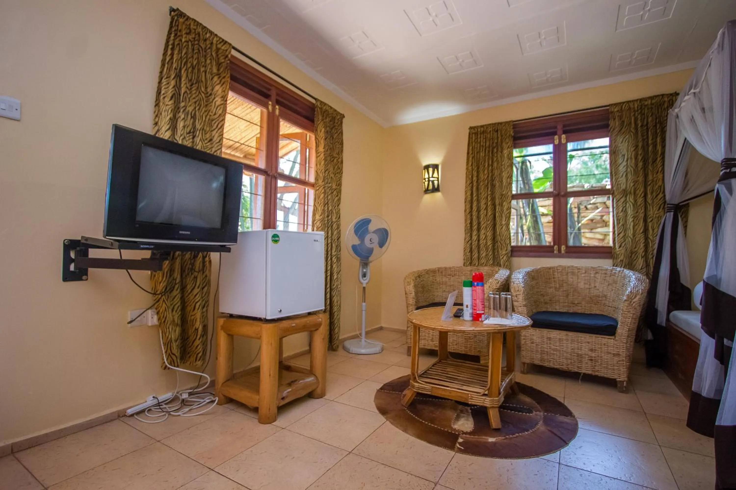 Bedroom in 2 Friends Guest House