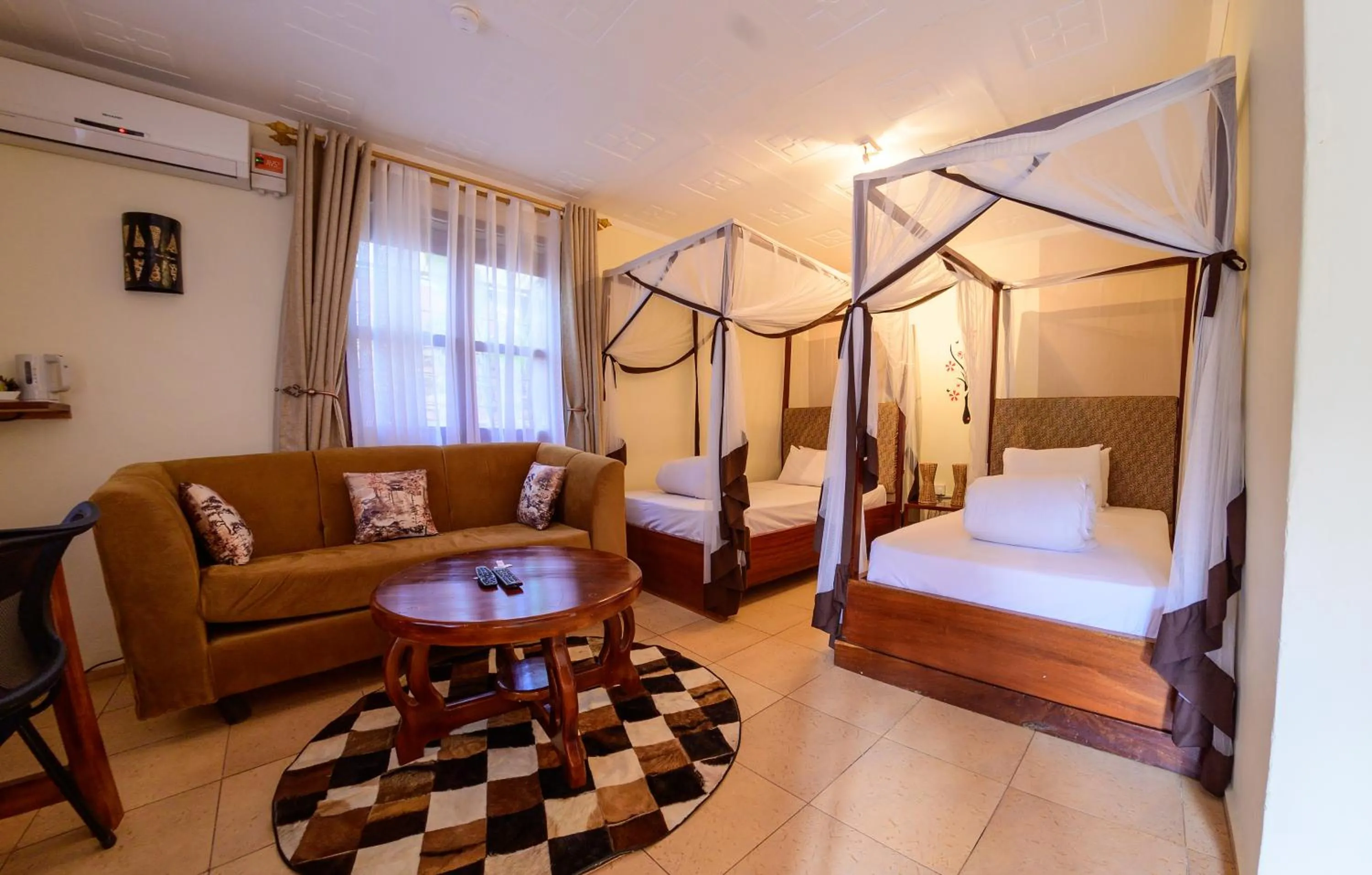 Bed in 2 Friends Guest House