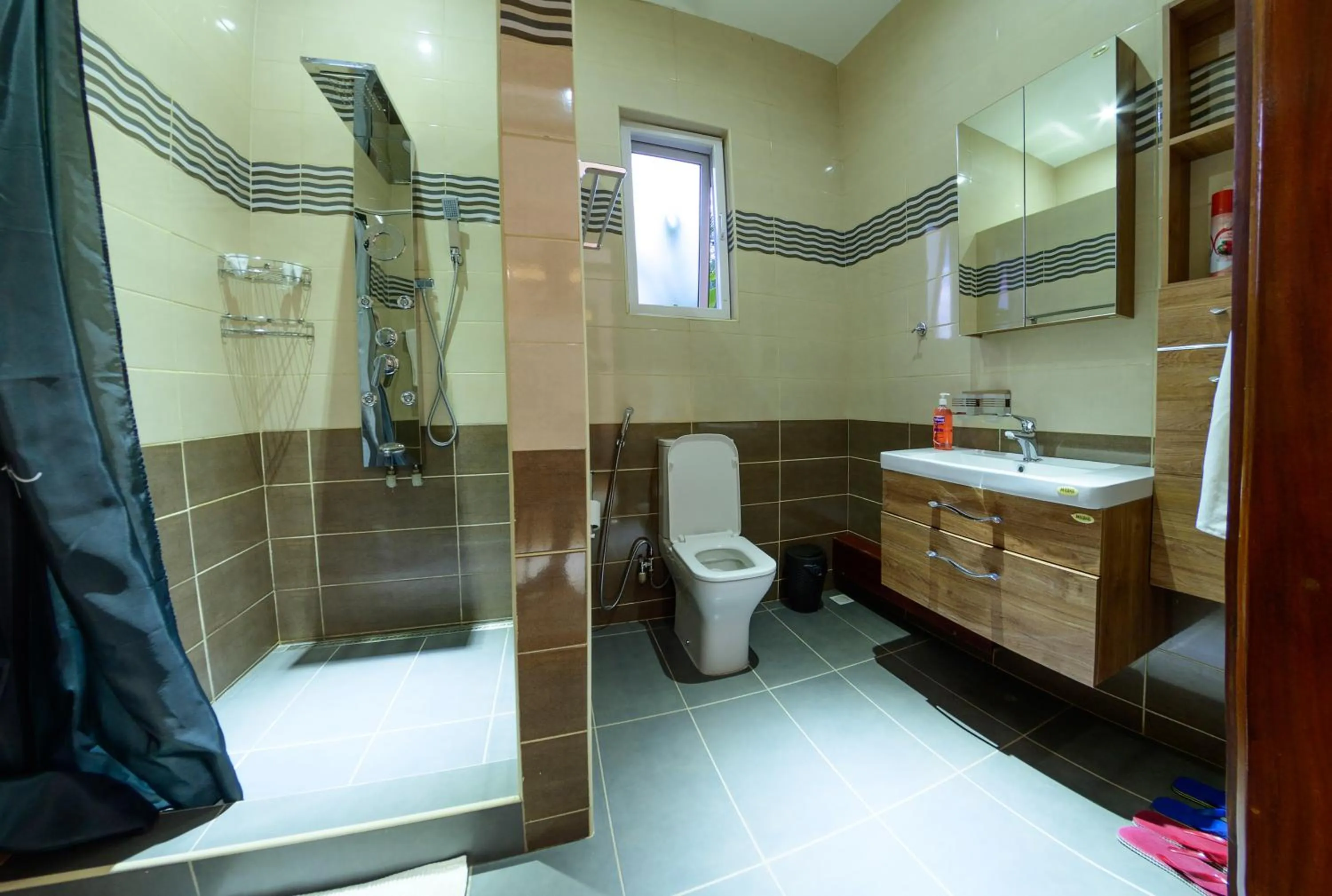 2 Friends Guest House