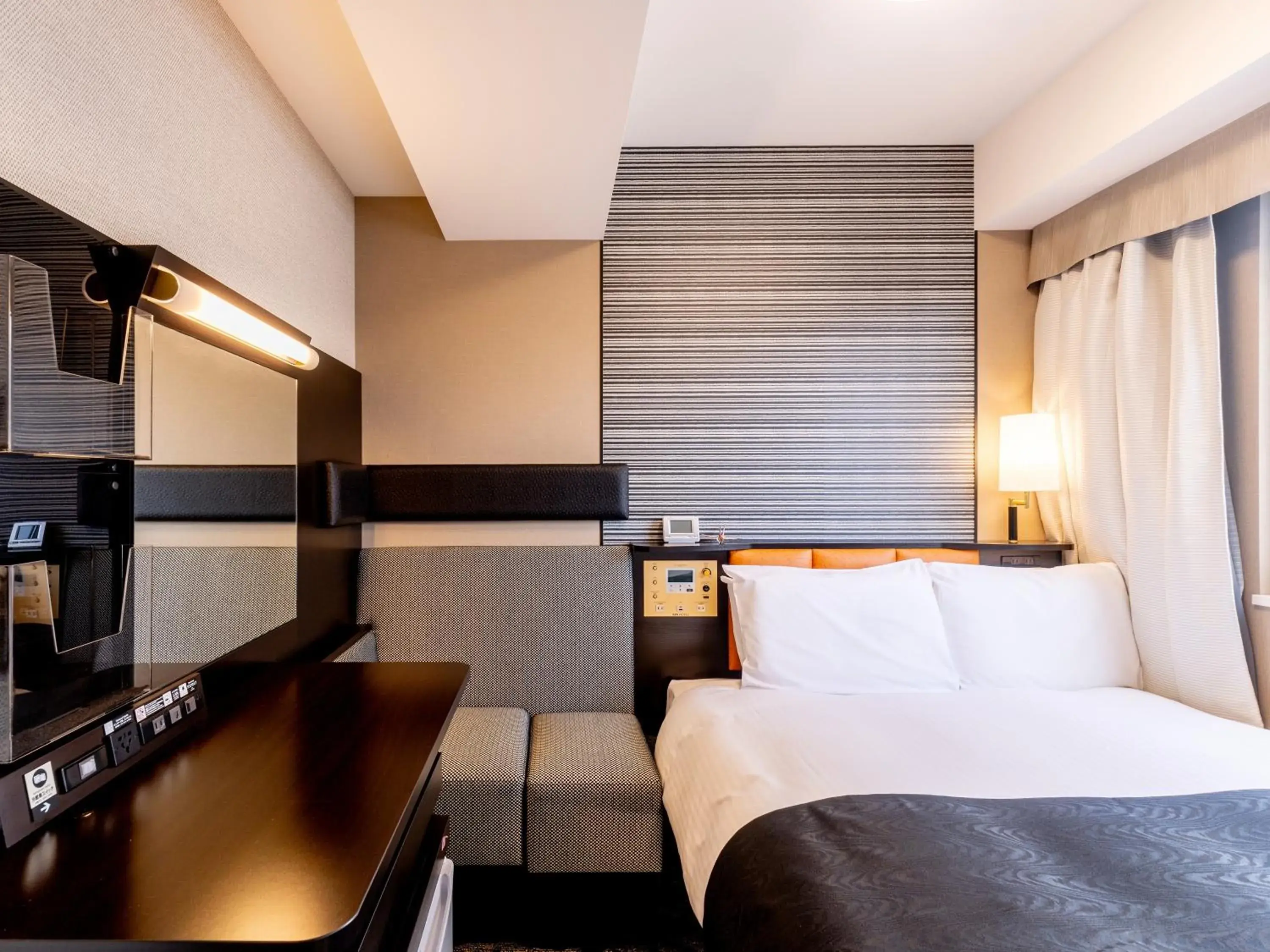 Cozy Room (for 1 Adults) - single occupancy - Non-Smoking in APA Hotel Suidobashi Ekimae Cozy Room (for 1 Adults) - single occupancy - Non-Smoking in APA Hotel Suidobashi Ekimae