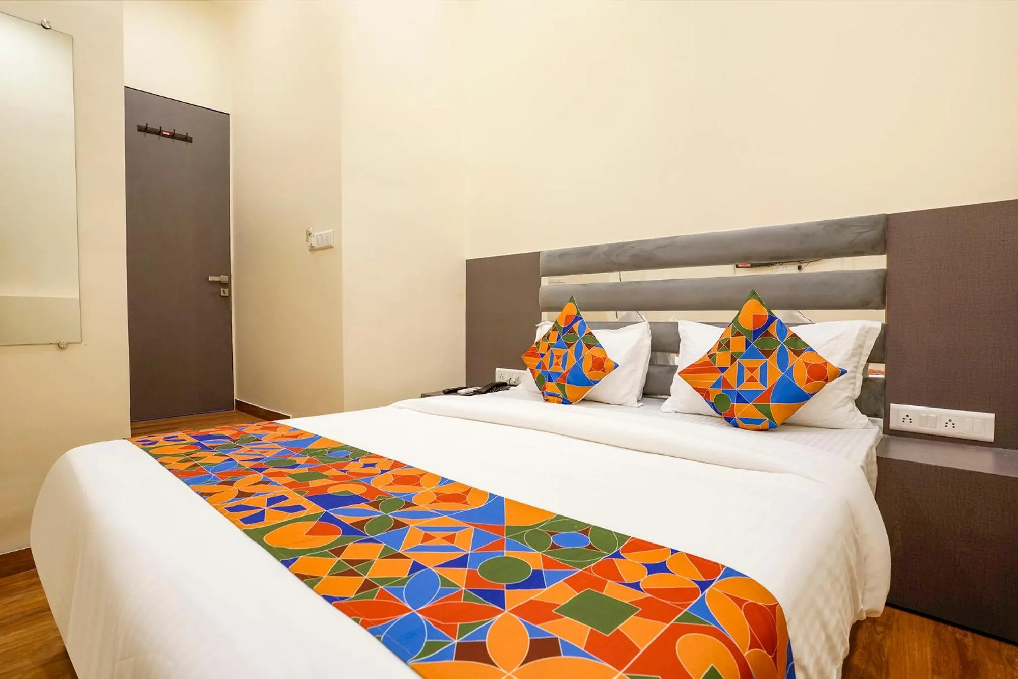 Bed in FabHotel Freedom International