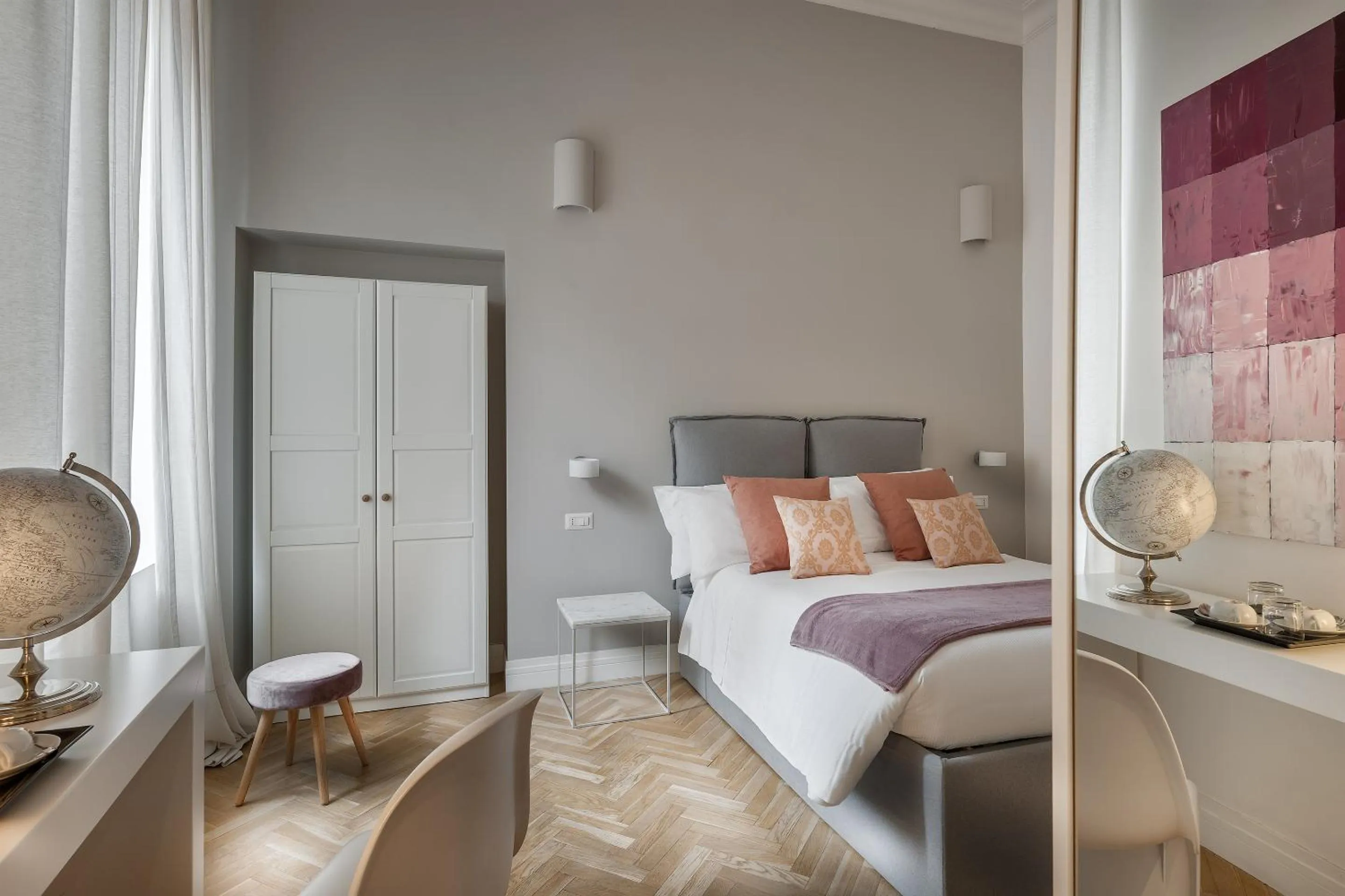 Photo of the whole room, Bed in DA ME Suites