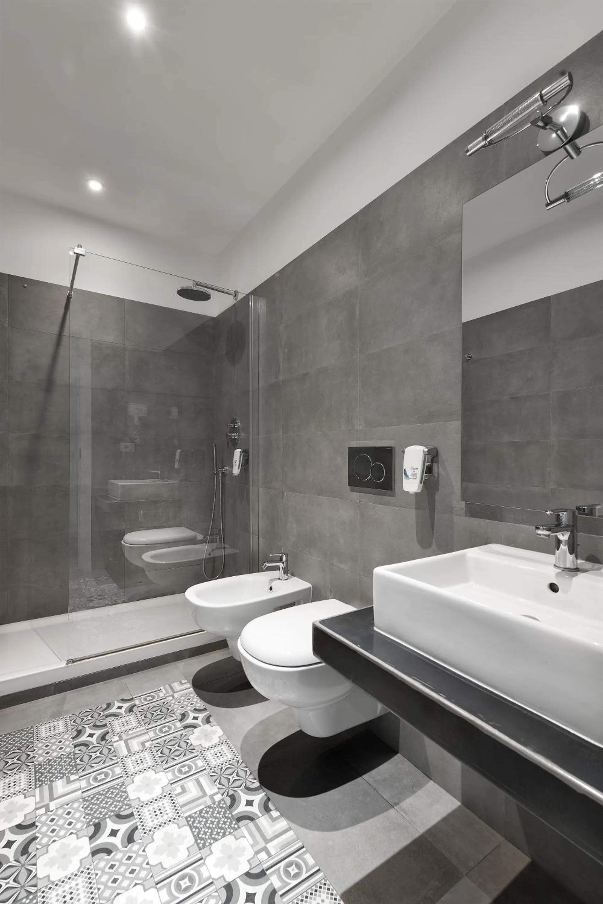 Bathroom in DA ME Suites