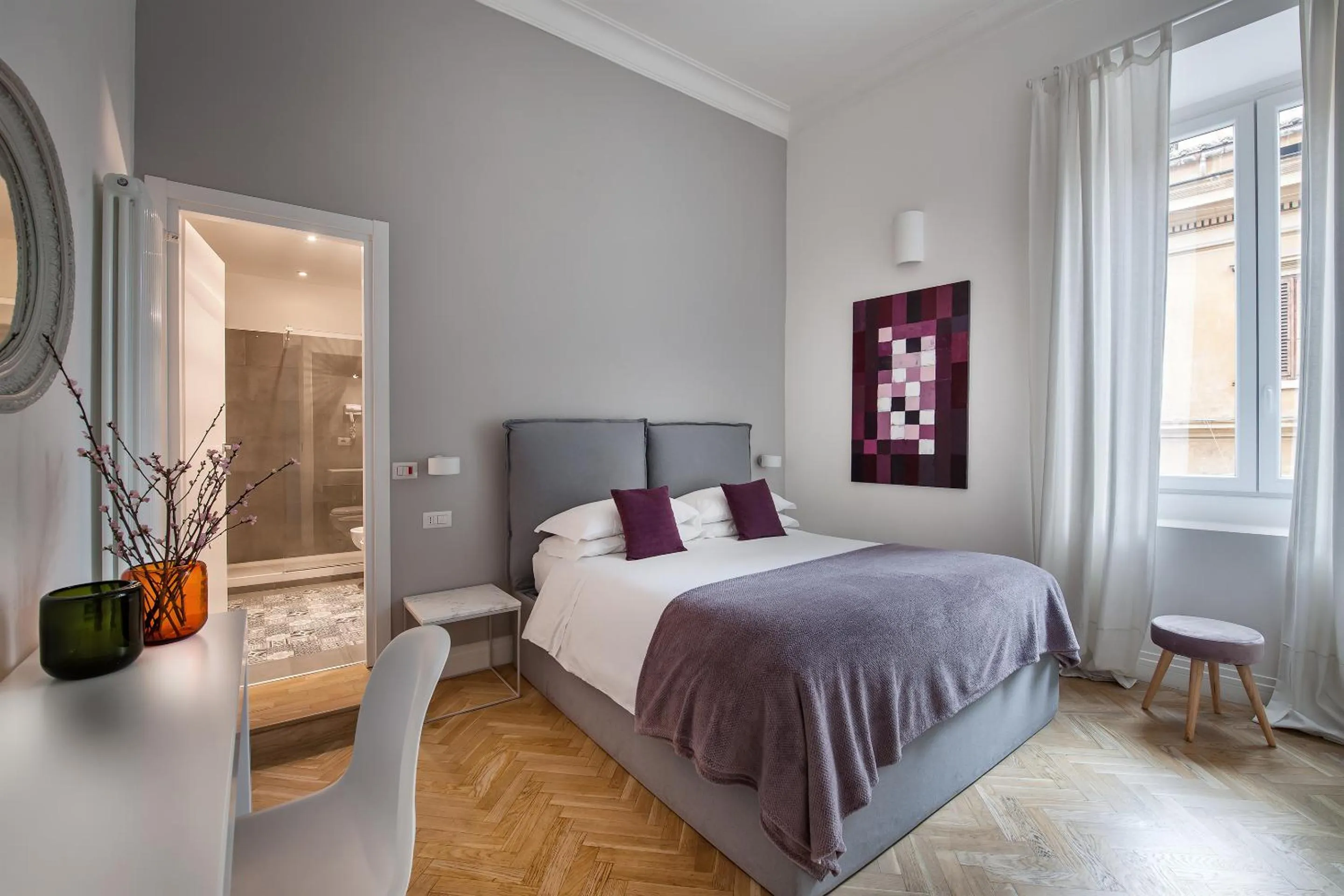 Photo of the whole room, Bed in DA ME Suites