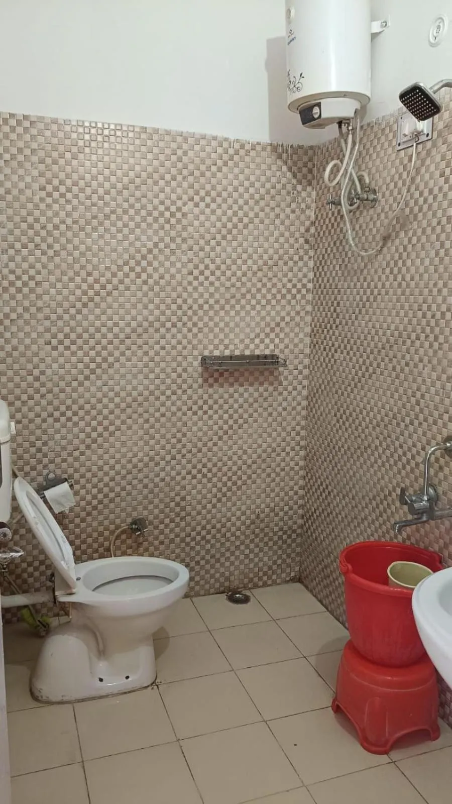 Toilet in Hotel Taj Himalaya