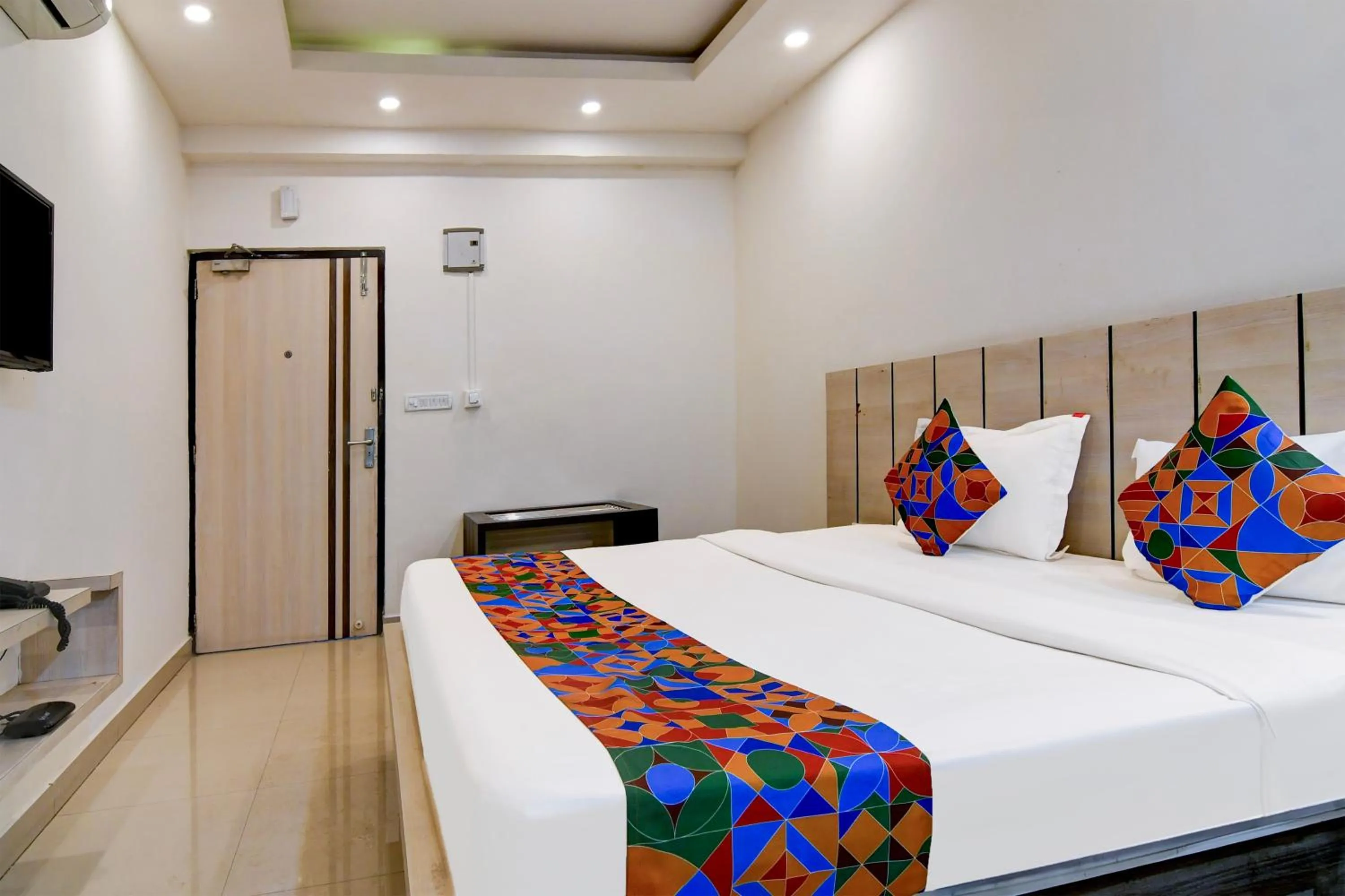 Bed in FabHotel Prime Eco Park - New Town