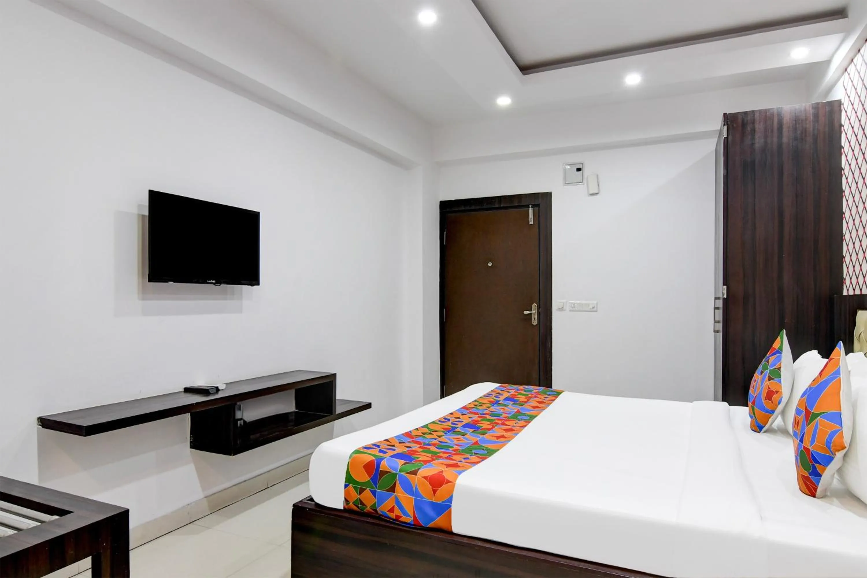 Bed in FabHotel Prime Eco Park - New Town