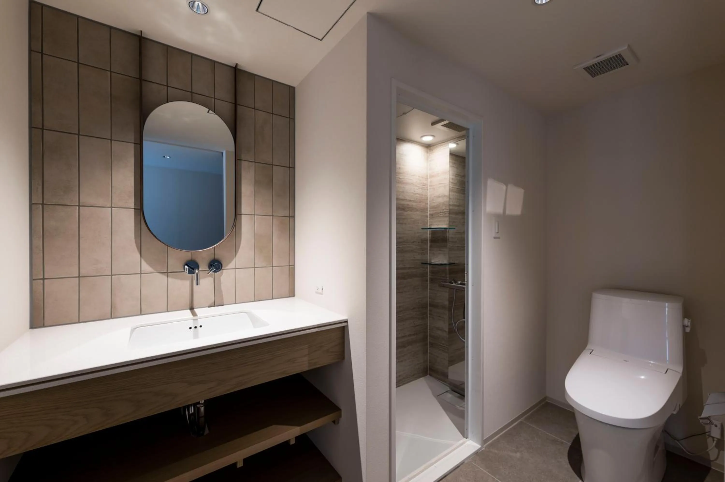 Shower in Hotel S-Presso South II